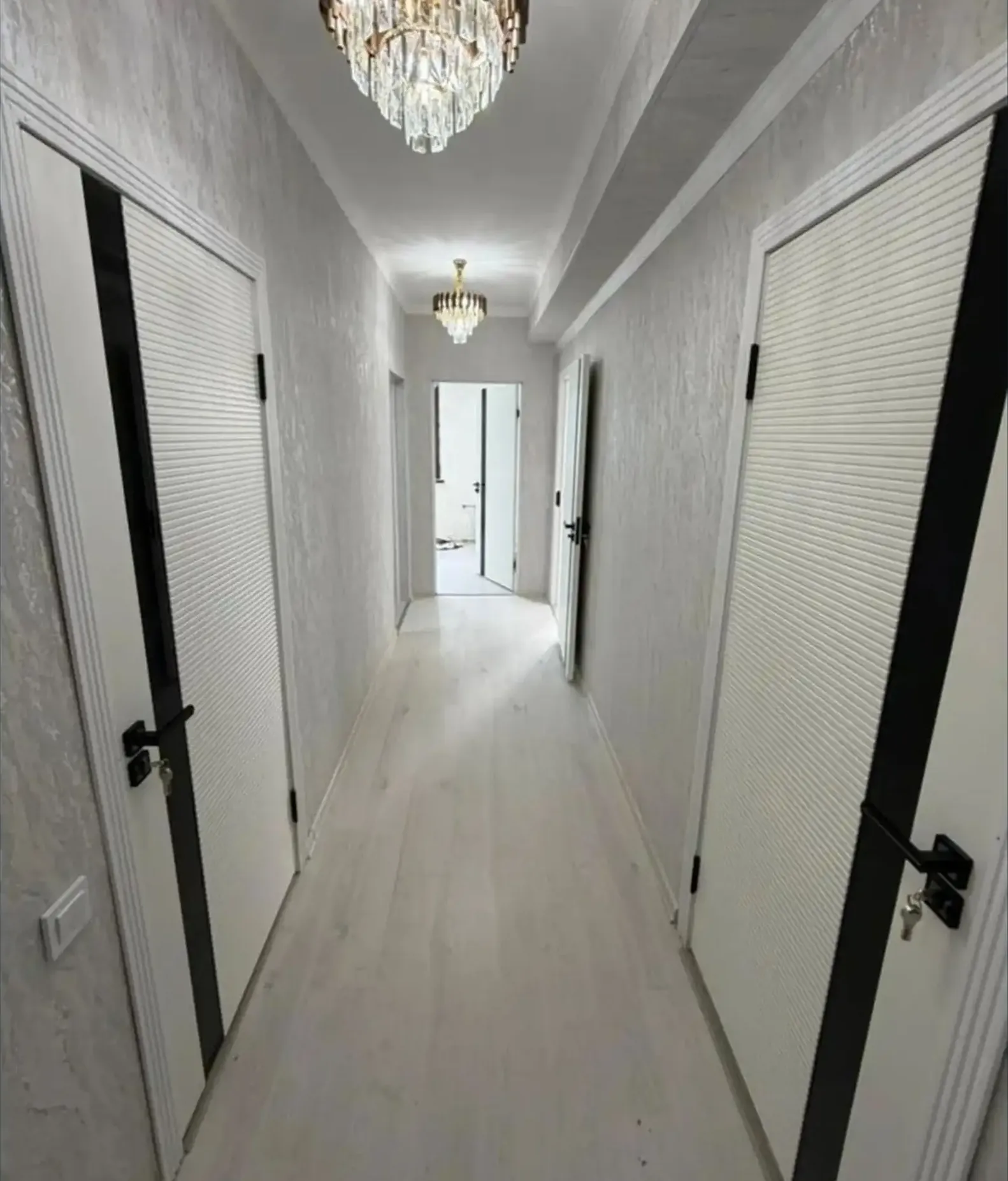 2-комн. квартира, 10 этаж, 68 м², Сино 102мкр