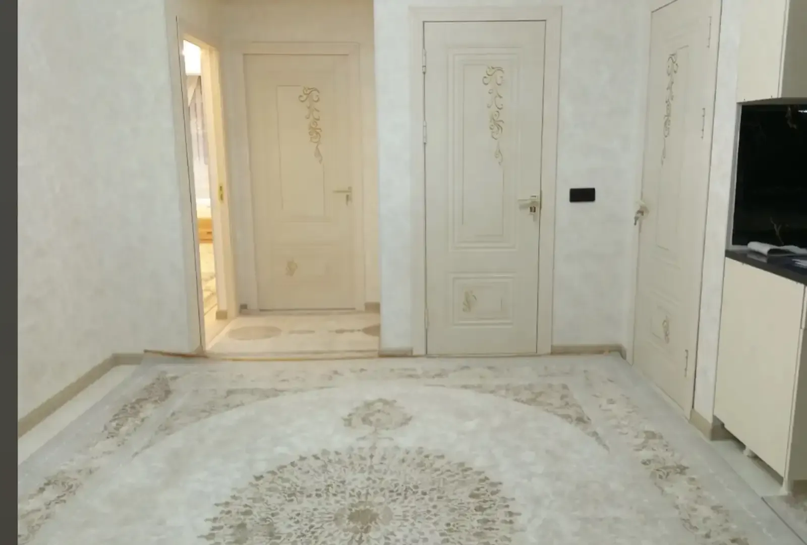2-комн. квартира, 12 этаж, 65м², сино
