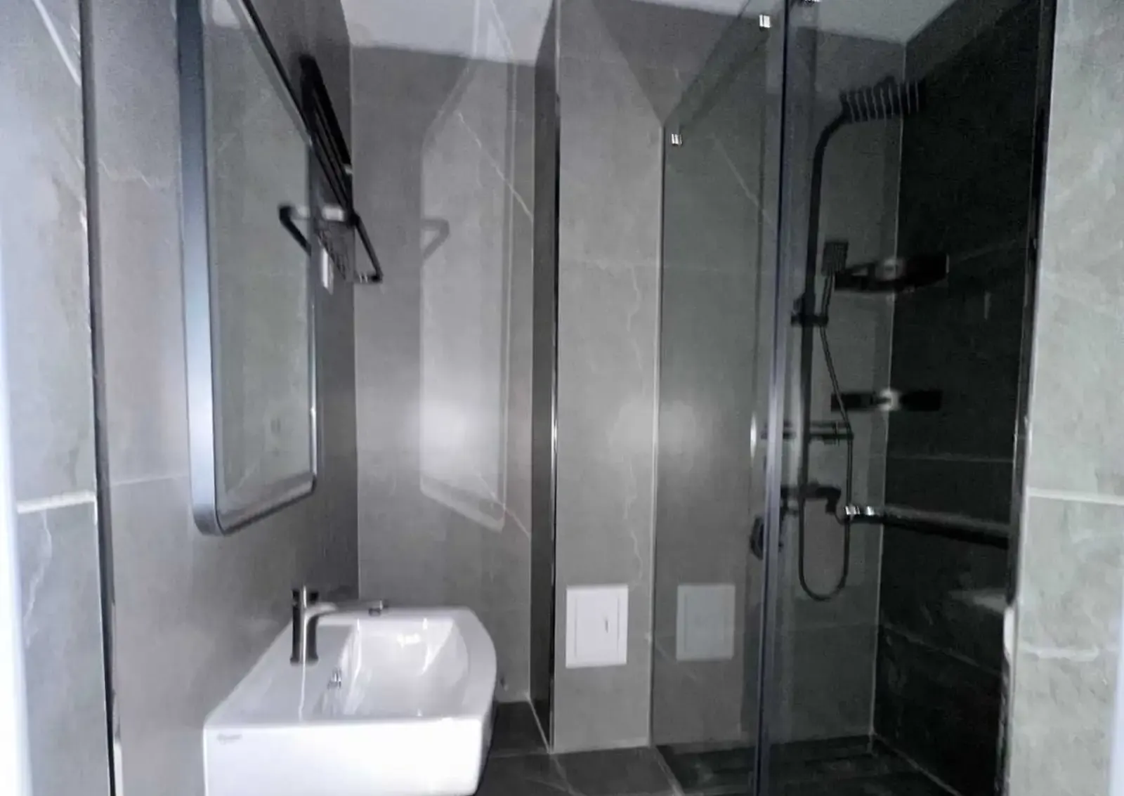 3-комн. квартира, 10 этаж, 92 м², Сино, 104 мкр