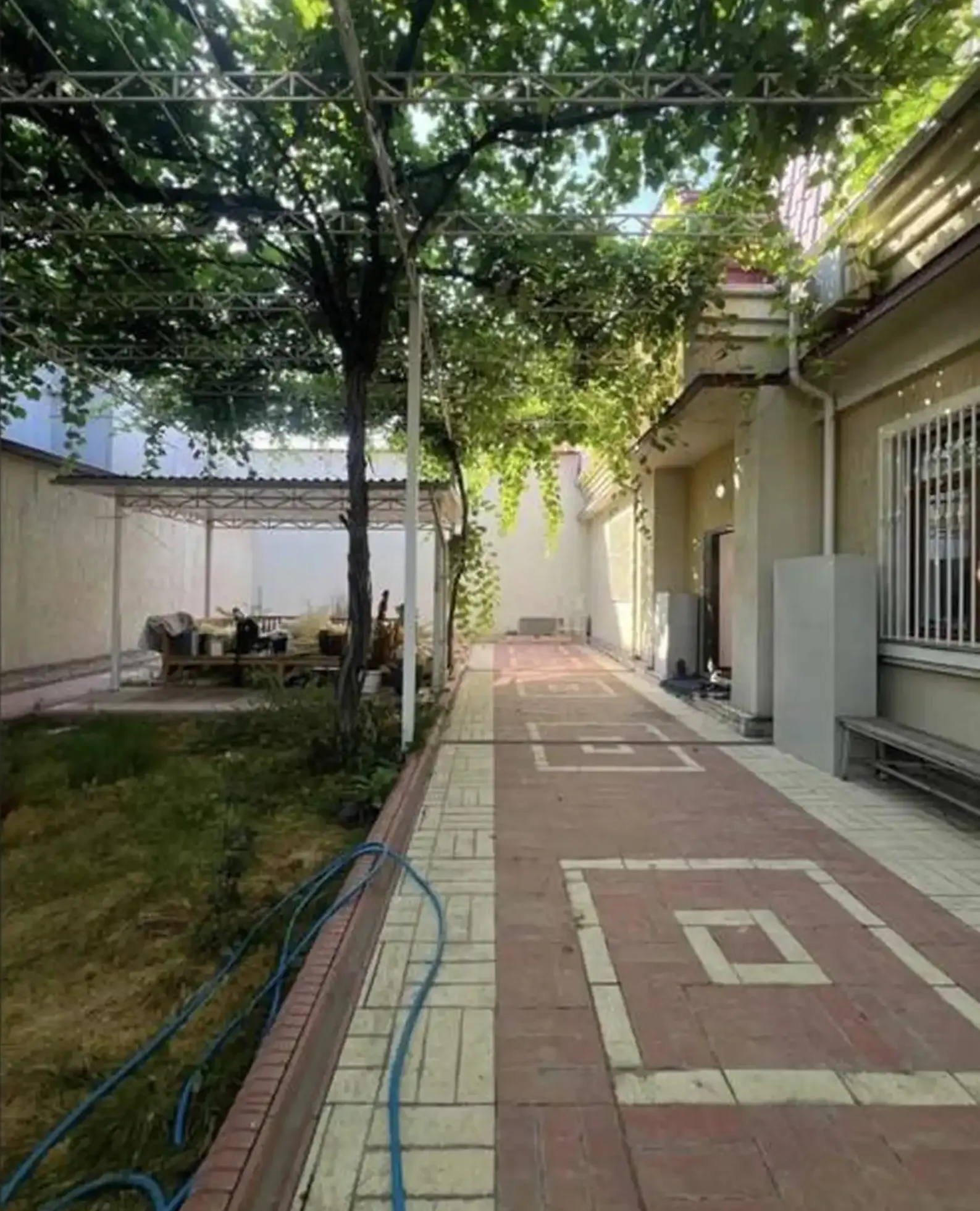 2-этажный, 9 комнатный дом, 450 м², Шохмансур
