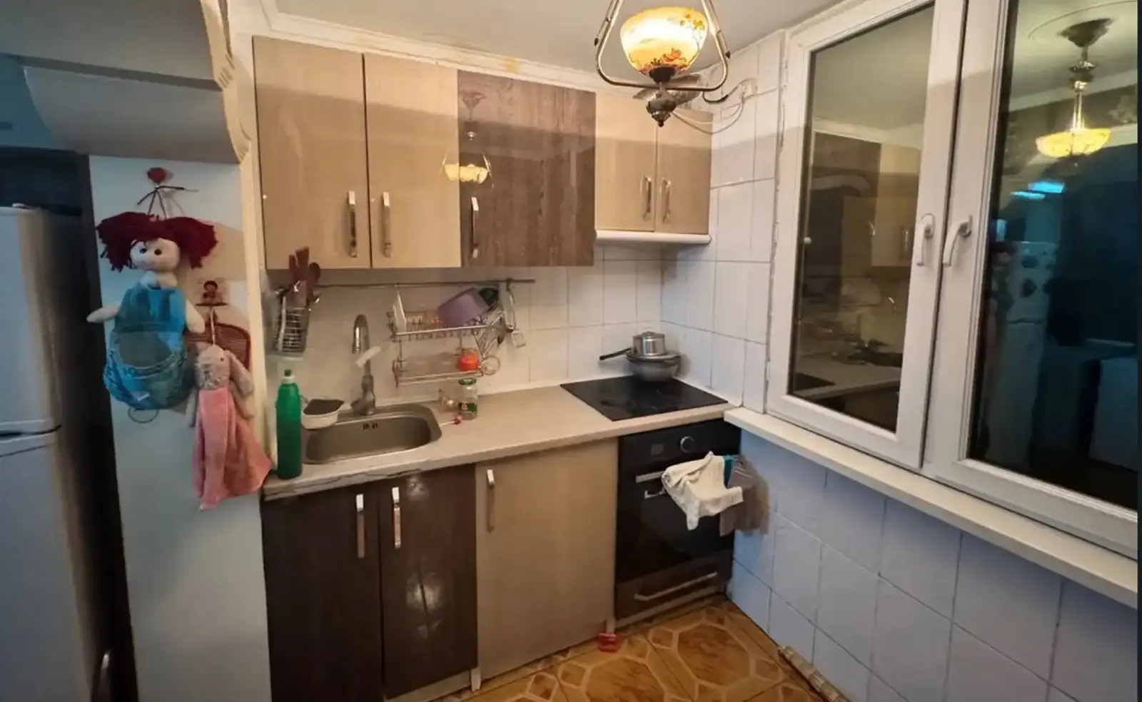 4-комн. квартира, 3 этаж, 90м², Профсоюз