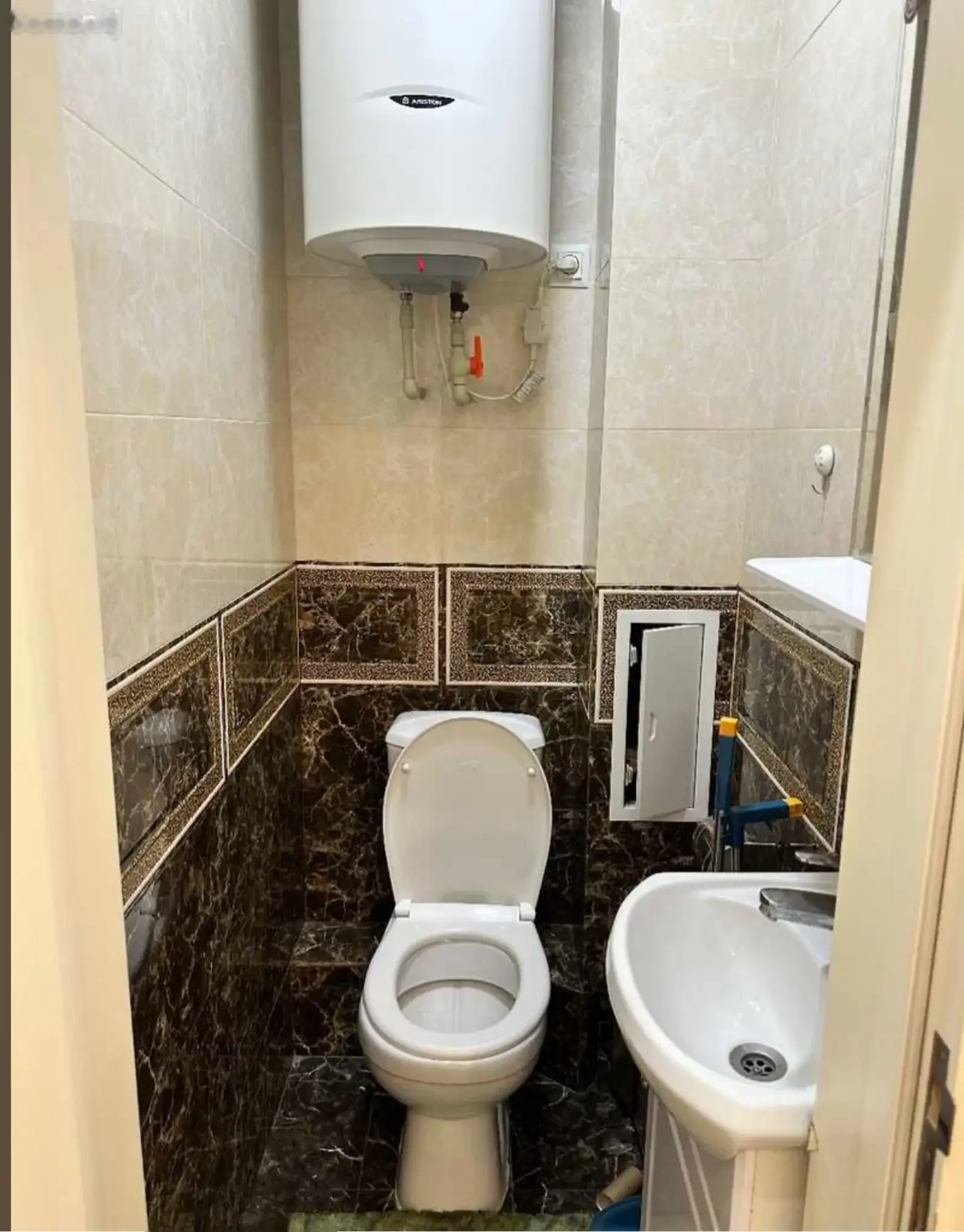 2-к квартира, 12 этаж, 70 м², Айни 54, Скорый