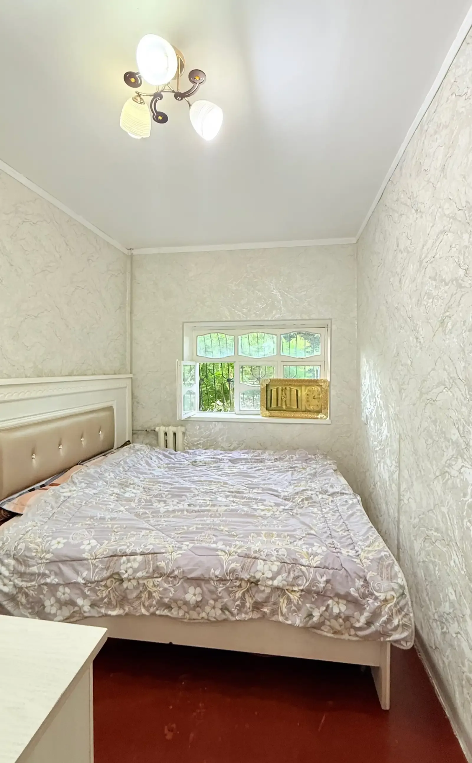 3-комн. квартира, 2 этаж, 65м², 84мкр, Ресторан «Тайга»