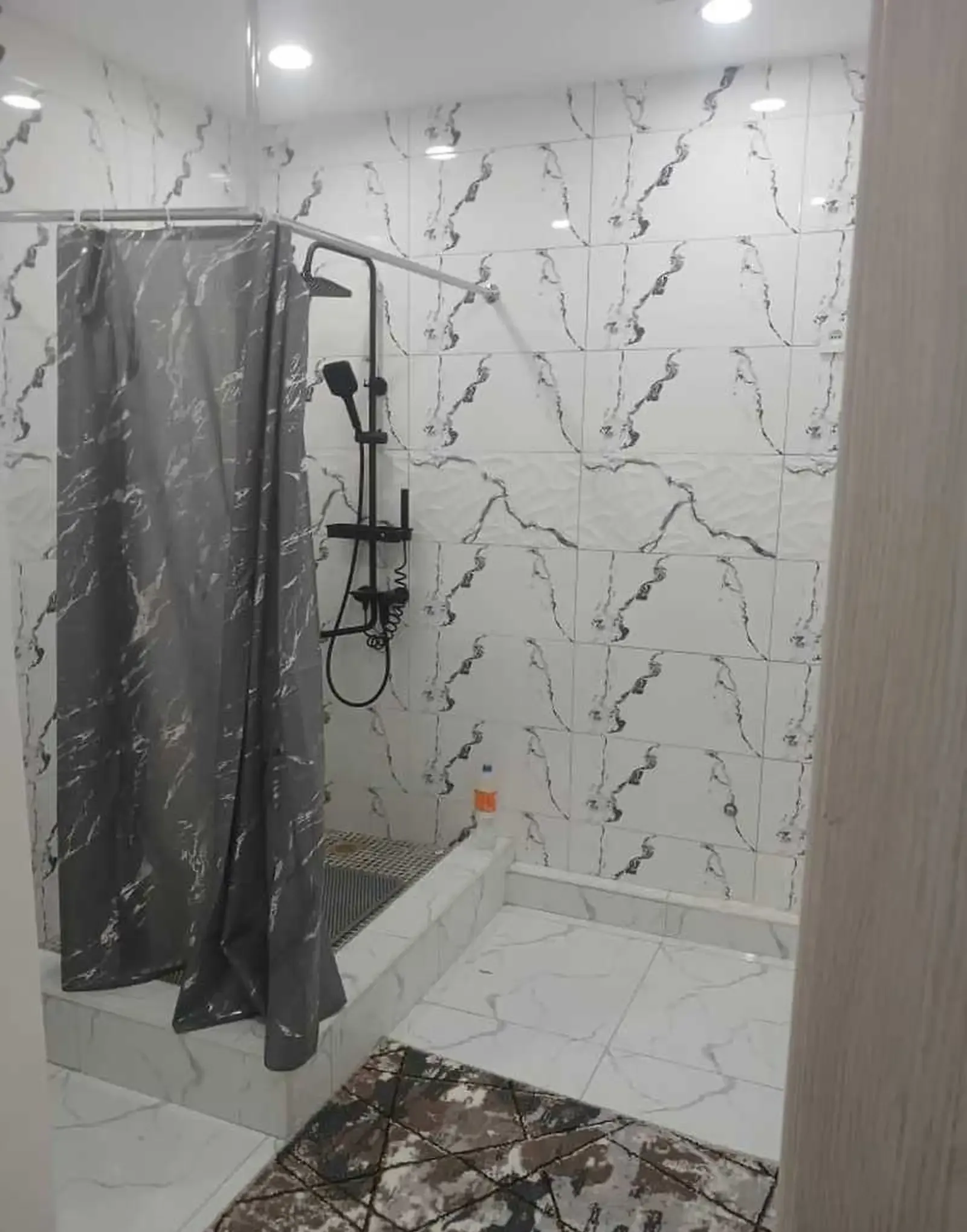2-комн. квартира, 13 этаж, 75м², Гипрозем пеши дехконбозор