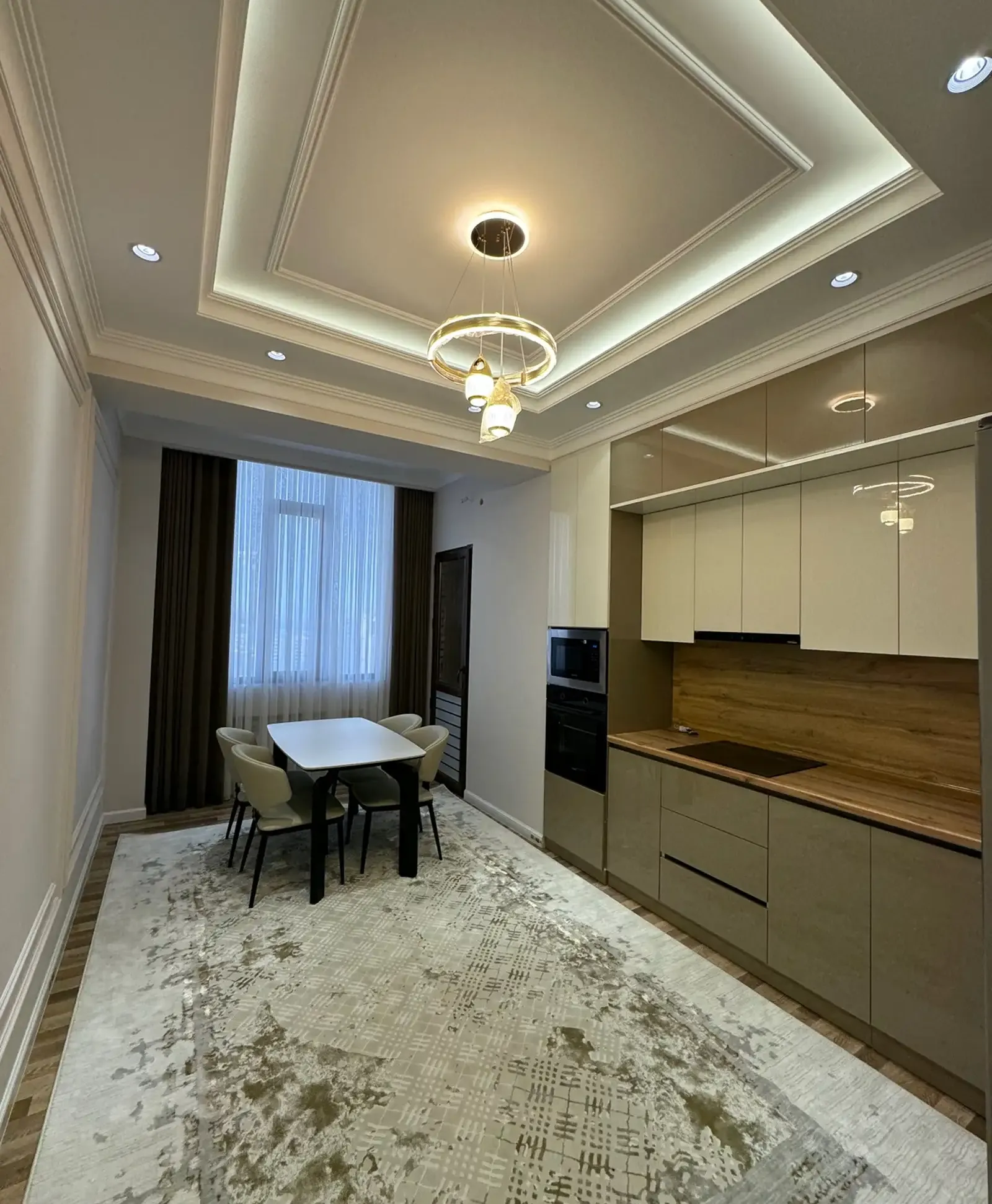 2-комн. квартира, 16 этаж, 84 м², скорая больница Бахт - З Пазанда Хилтон