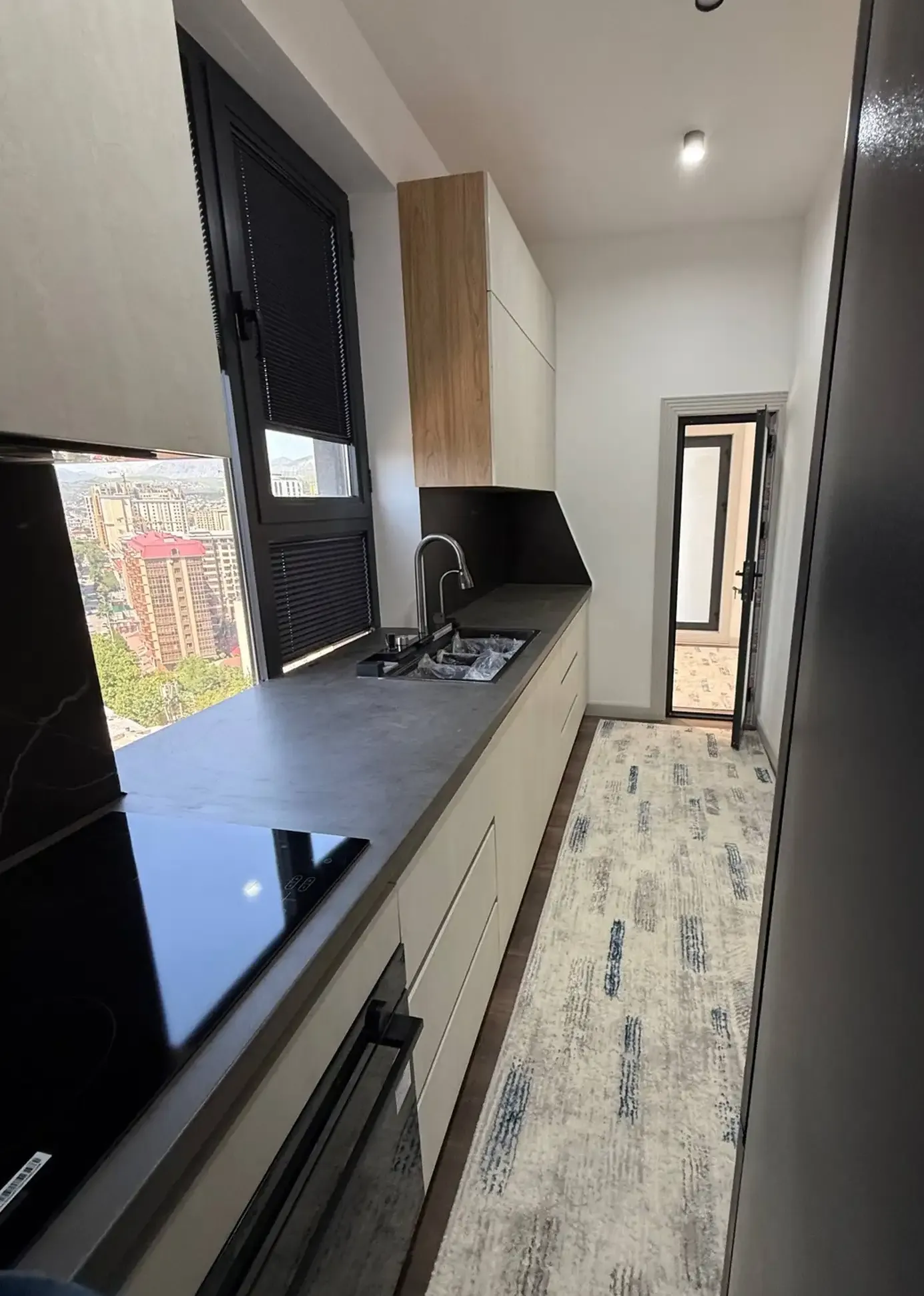 3-комн. квартира, 18 этаж, 81 м², Исмоили сомони