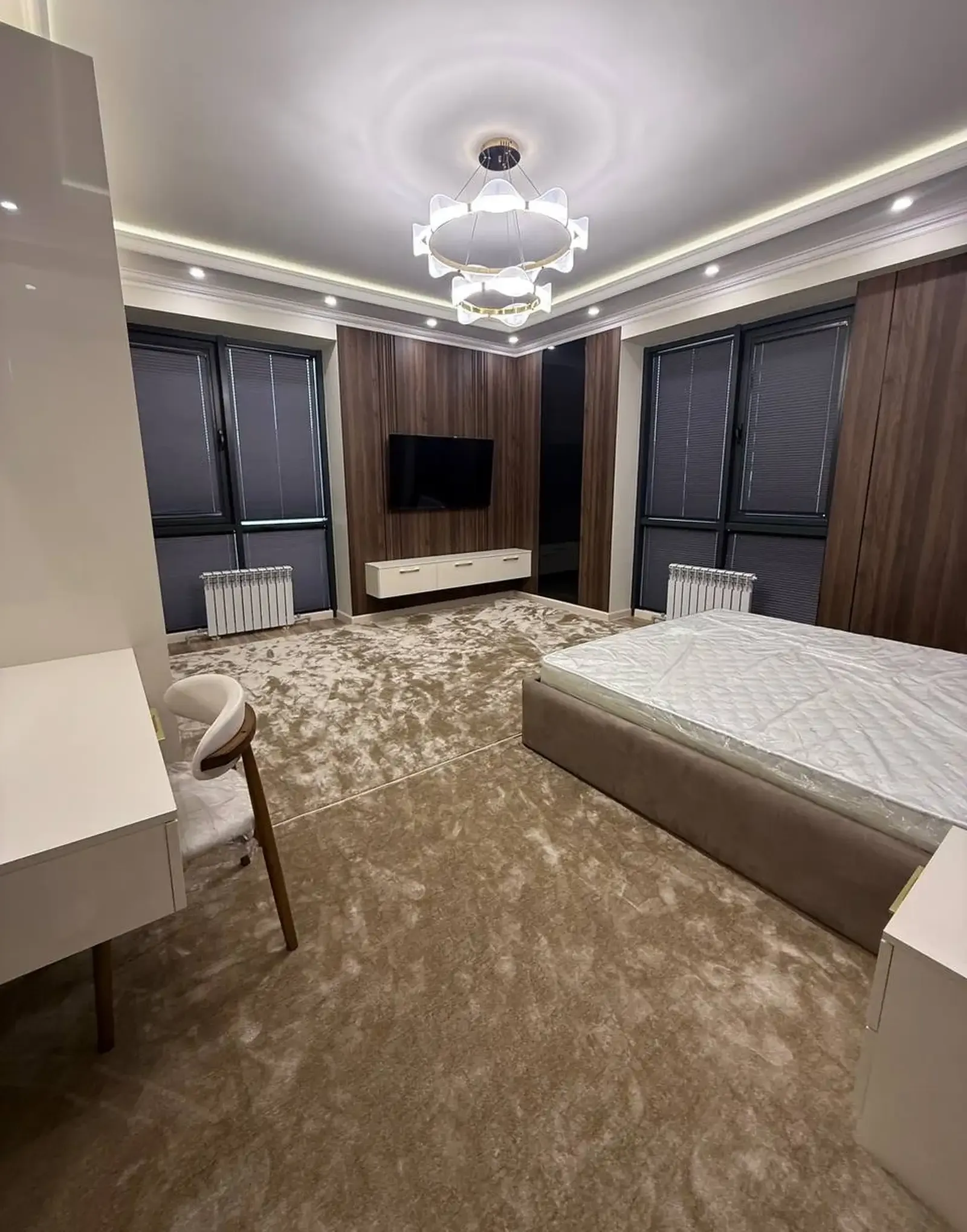 3-комн. квартира, 8 этаж, 131 м², Бустон Сити