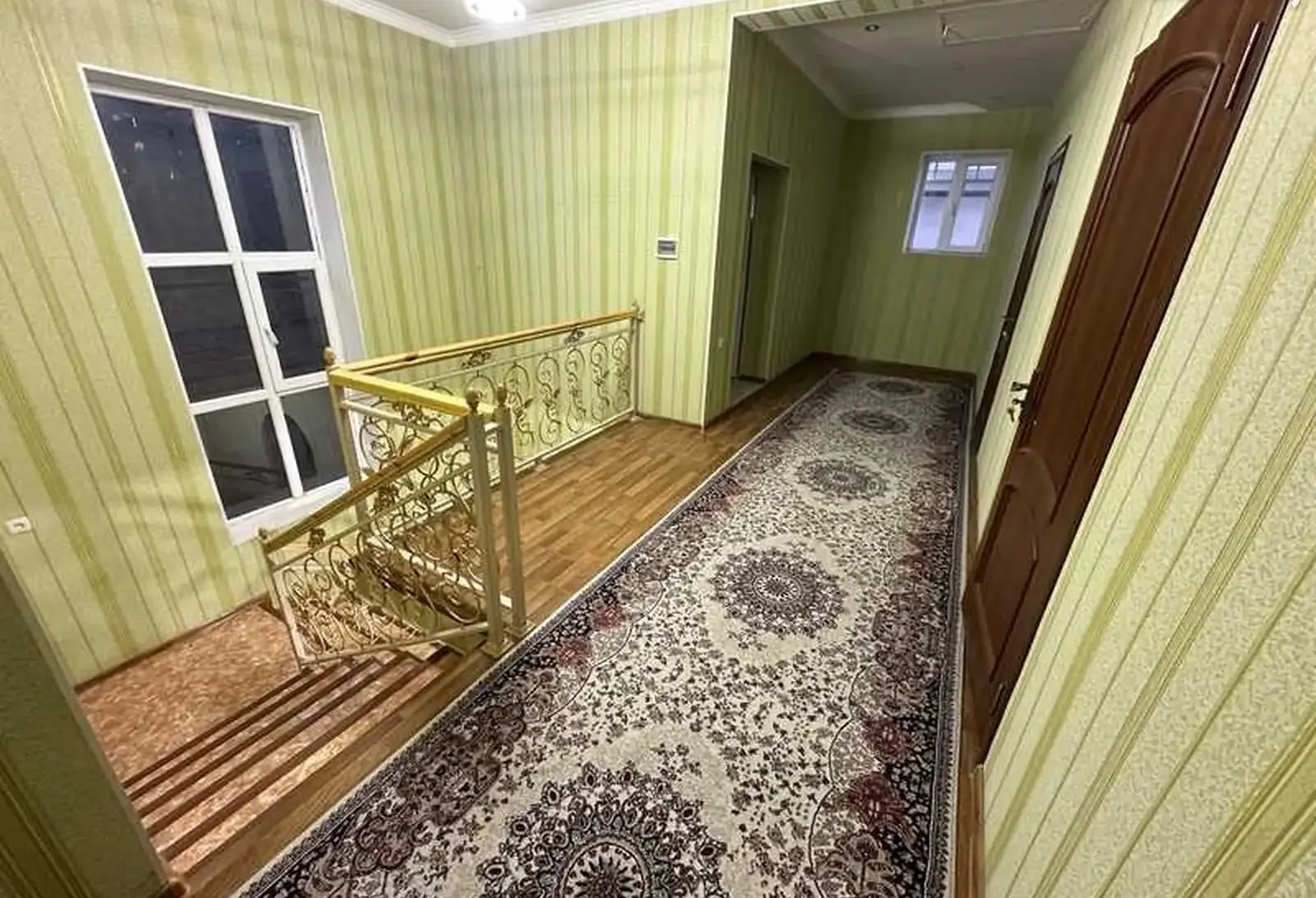 2-этажный, 6 комнатный дом, 330 м², 9 км