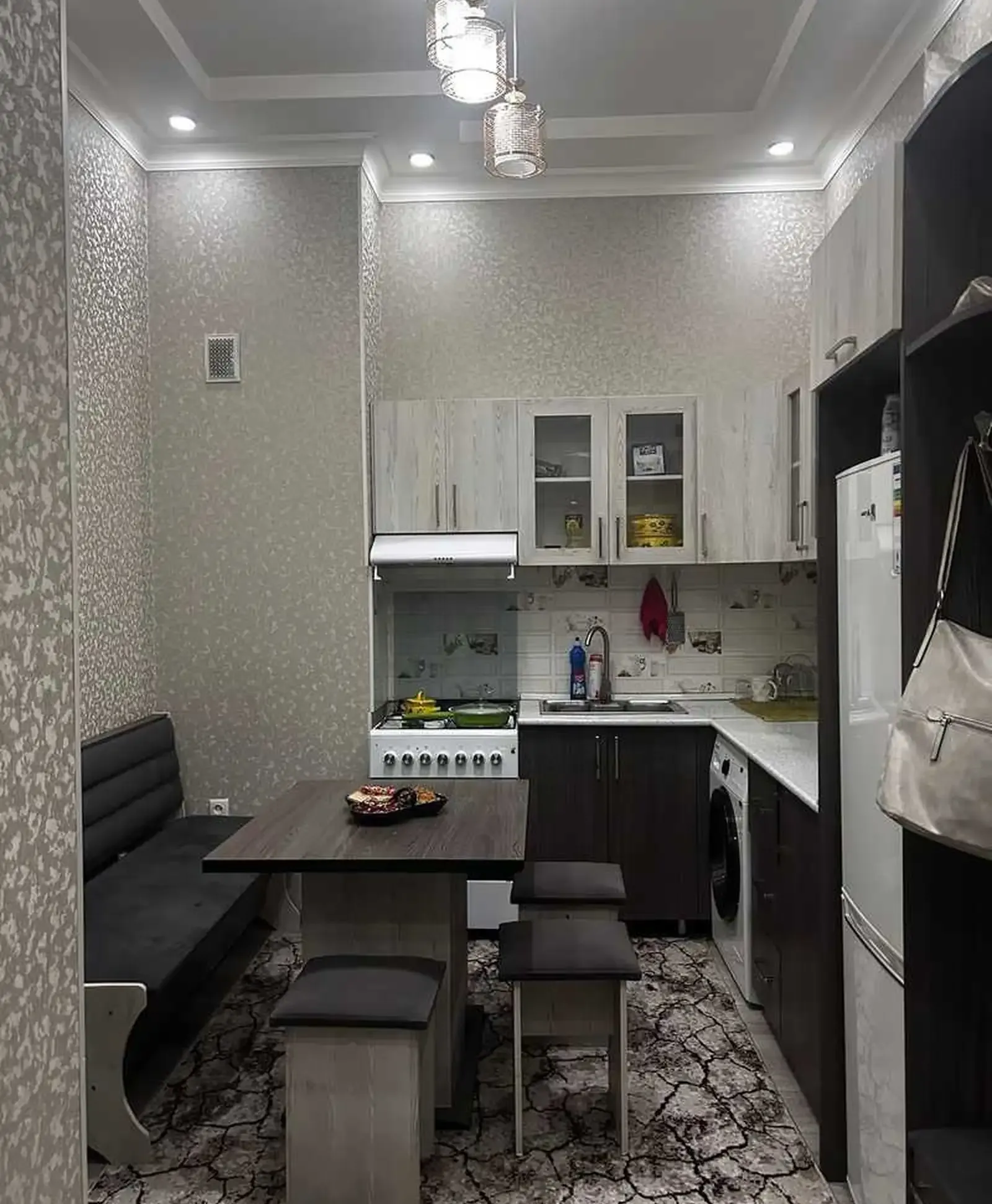 2-комн. квартира, 17 этаж, 65м², Садбарг доми Гелос