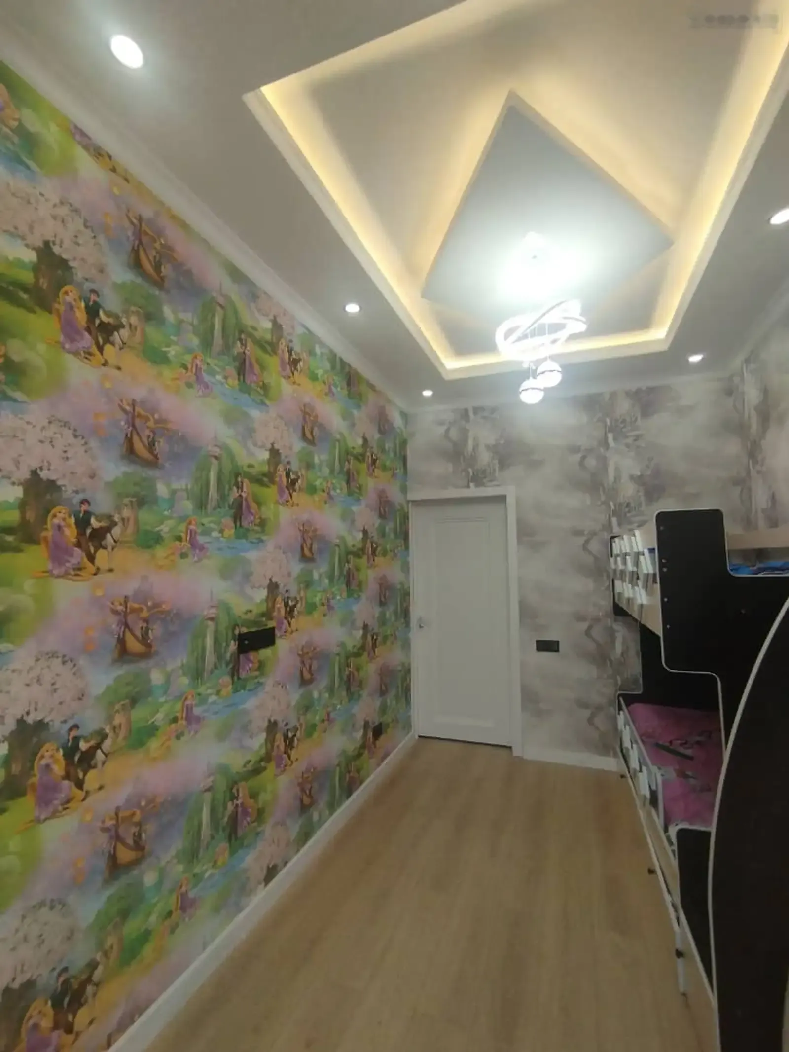 3-к квартира, 6 этаж, 80 м², И.Сомони