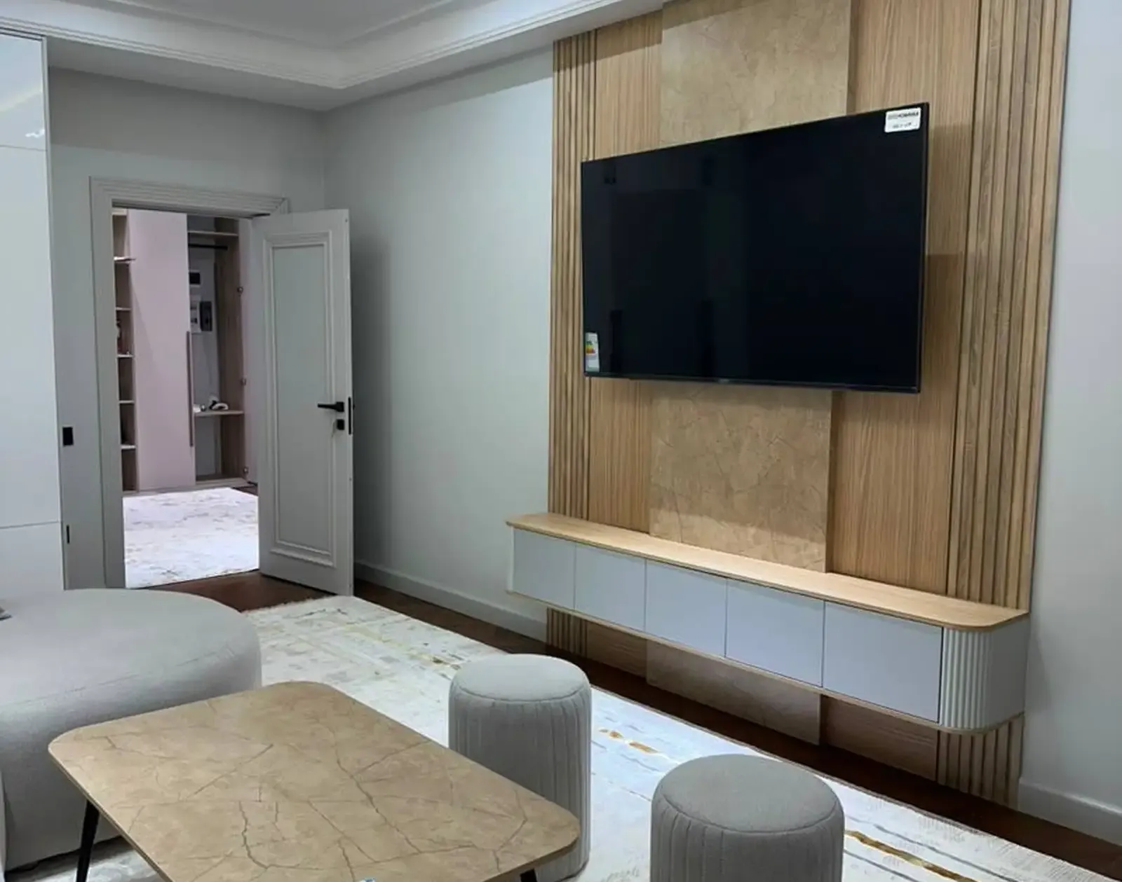 3-комн. квартира, 18 этаж, 81 м², И Сомони