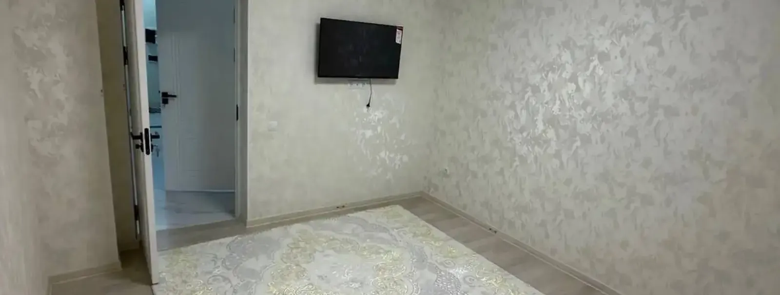 2-комн. квартира, 11 этаж, 60 м², 112мкр, Пайкар