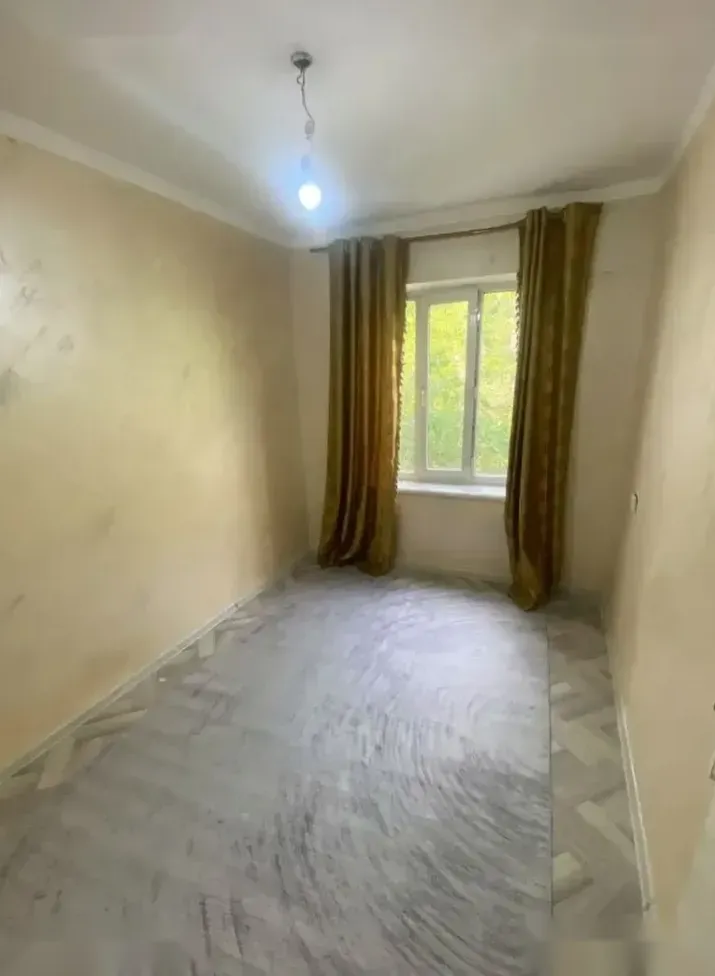3-комн. квартира, 3 этаж, 80м², Сино