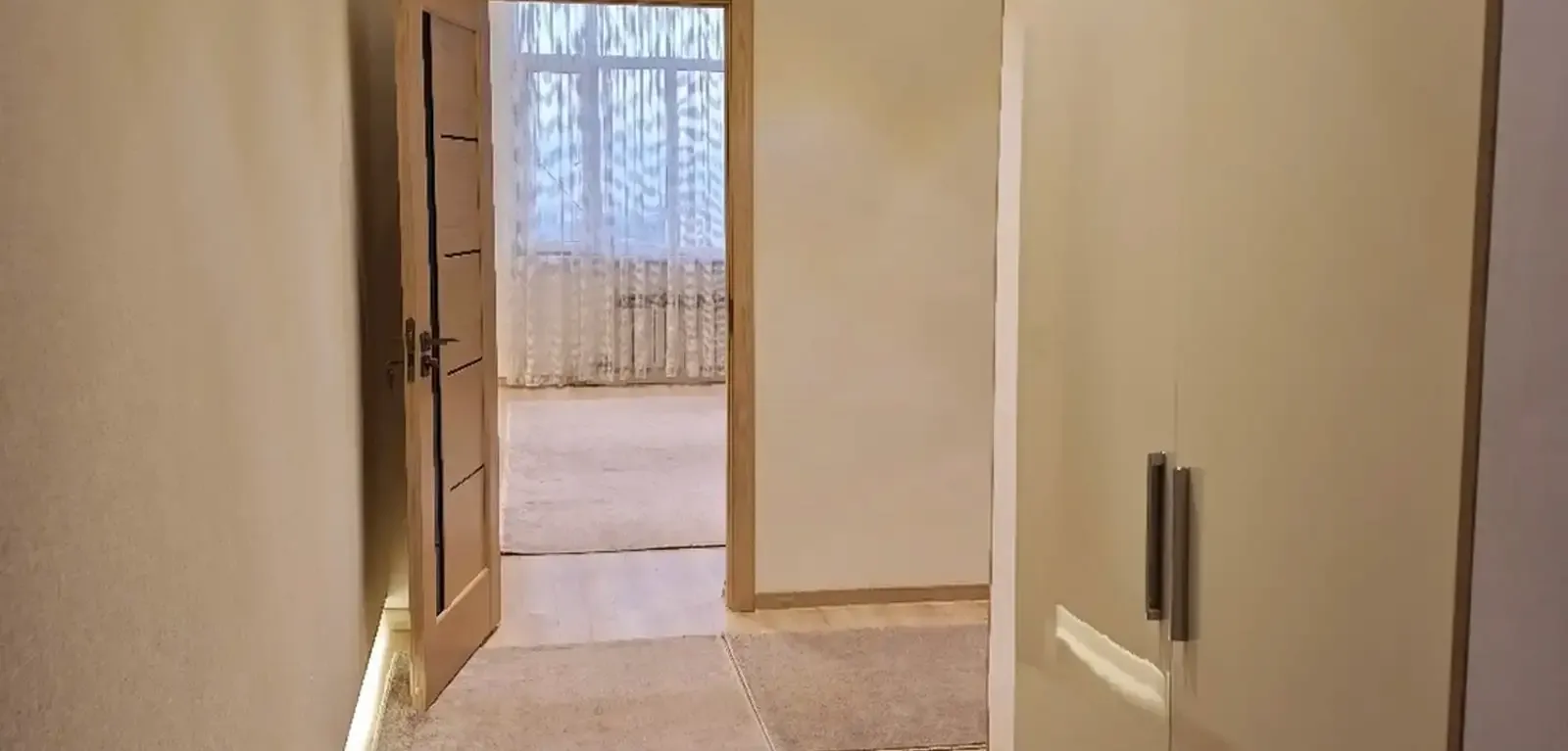 2-комн. квартира, 13 этаж, 60м², 82мкр