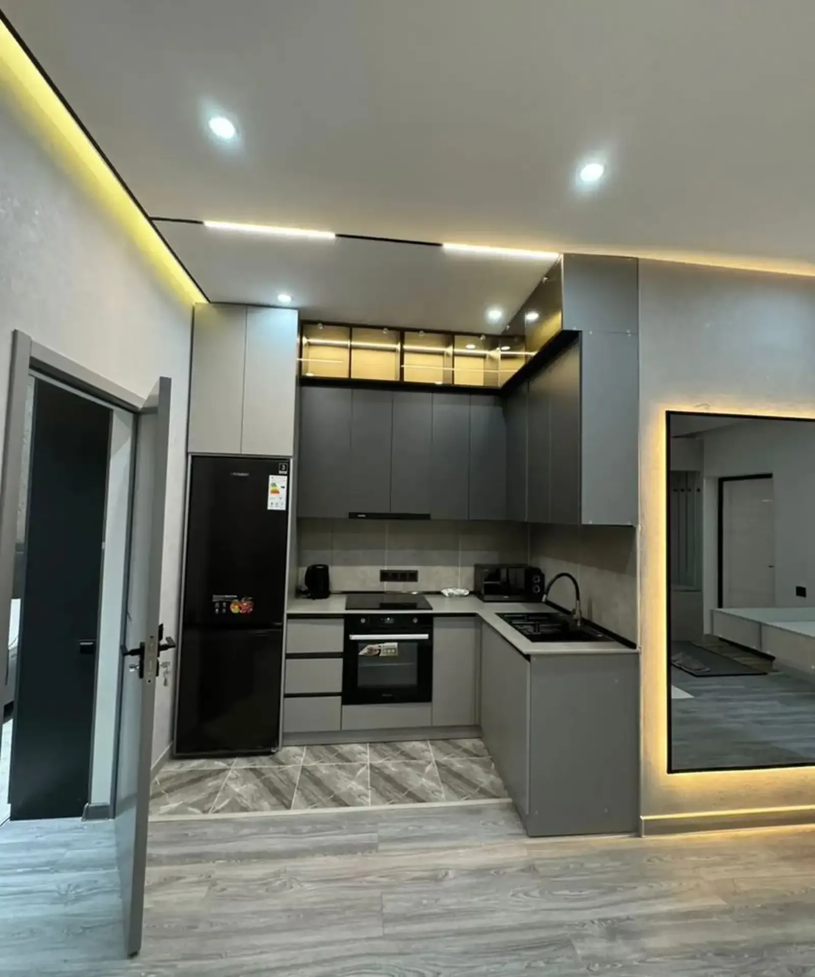 2-к квартира, 18 этаж, 80 м², Шохмансур