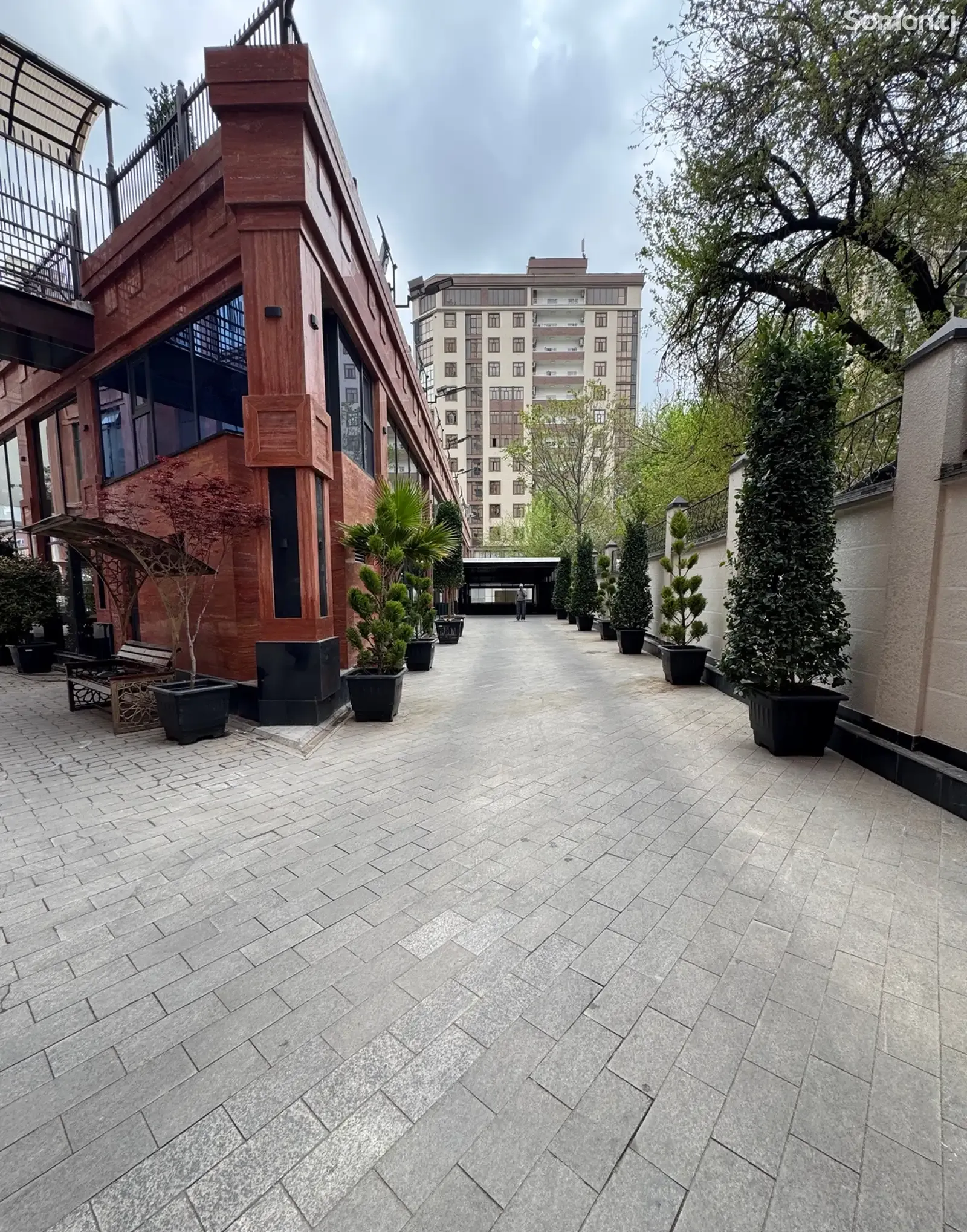 3-комн. квартира, 15 этаж, 137 м², Сомони, Опера балет