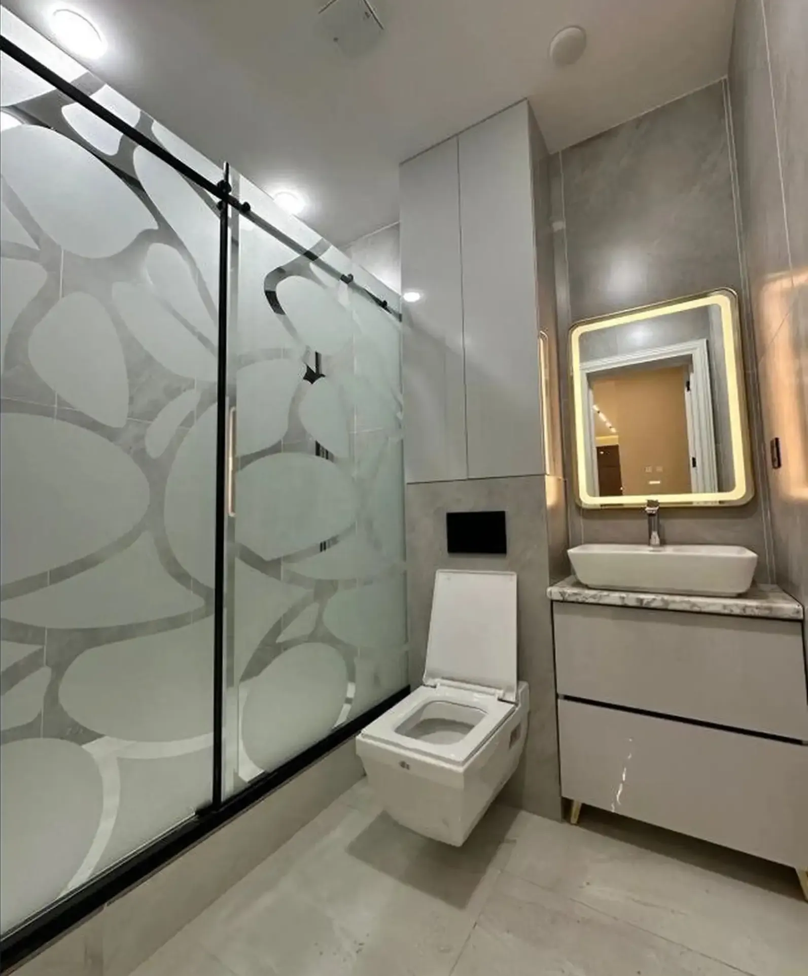 3-комн. квартира, 3 этаж, 97 м², И Сомони