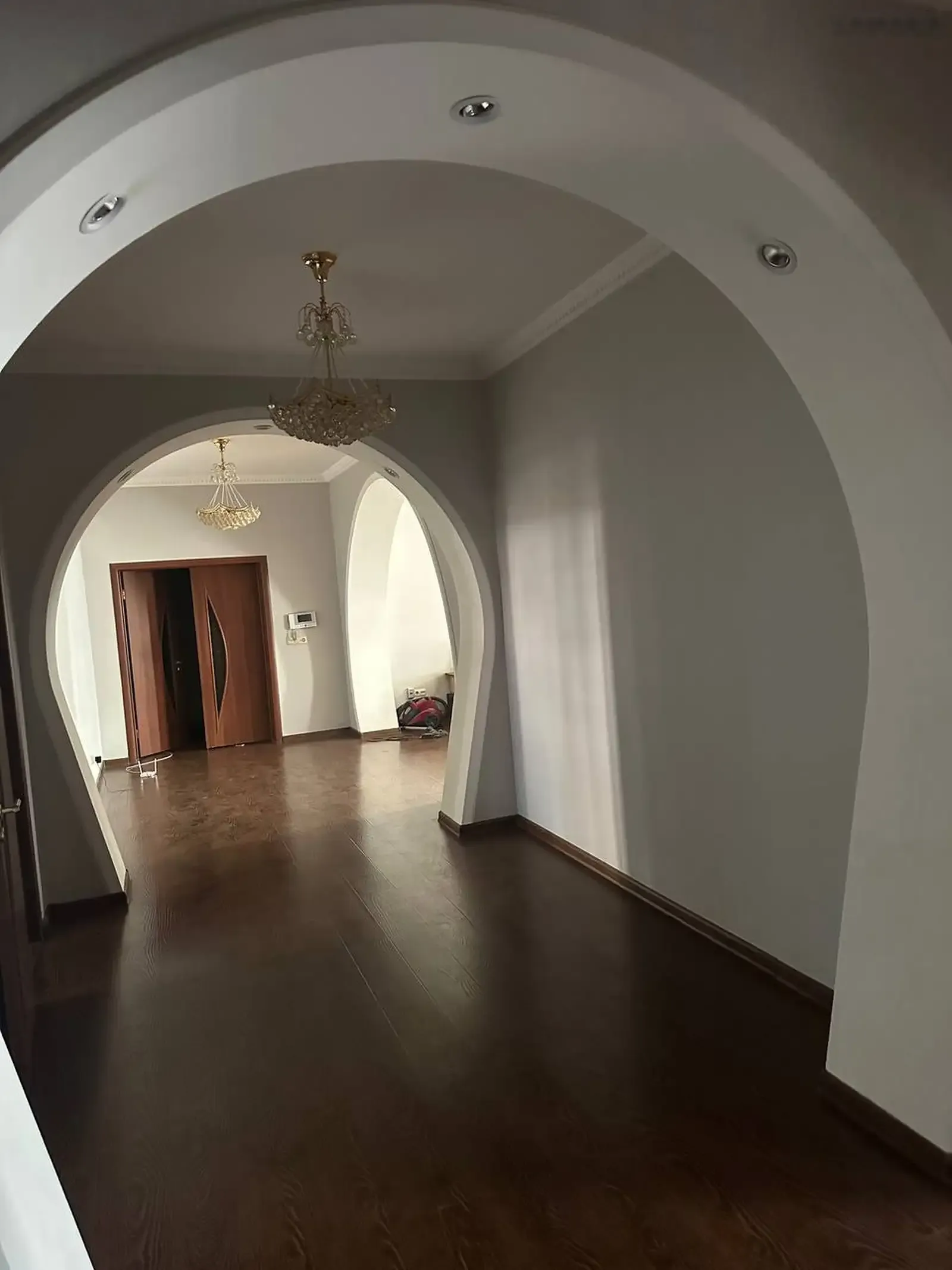 3-к квартира, 2 этаж, 203 м², Дом печати