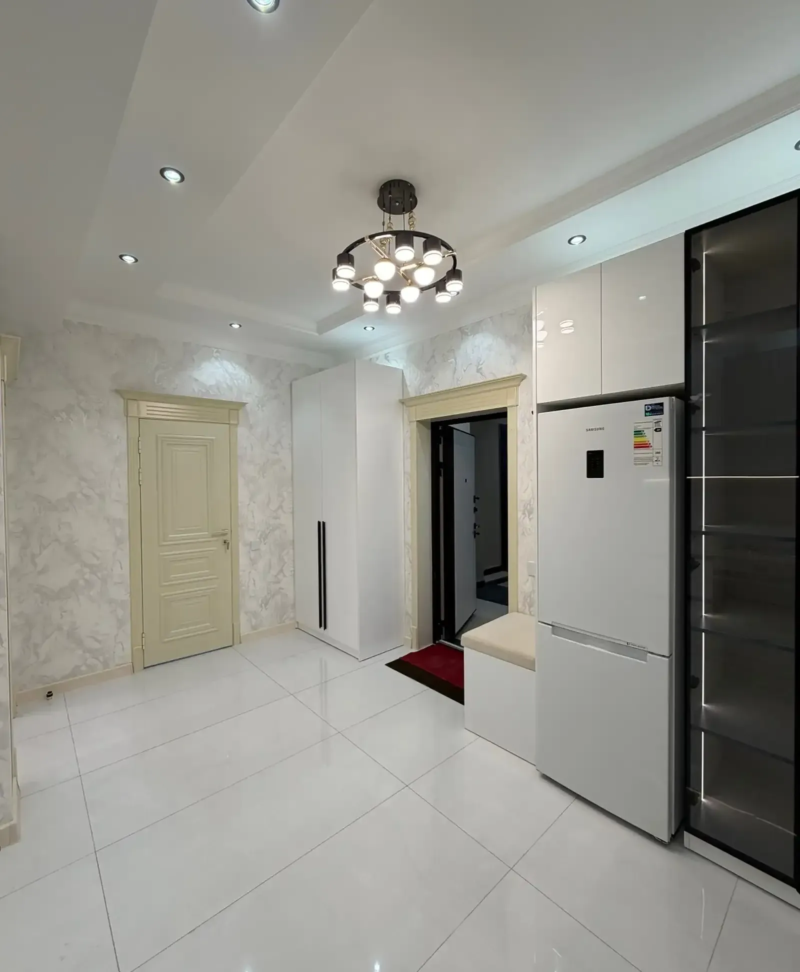 2-комн. квартира, 3 этаж, 65м², Овир/Славянский