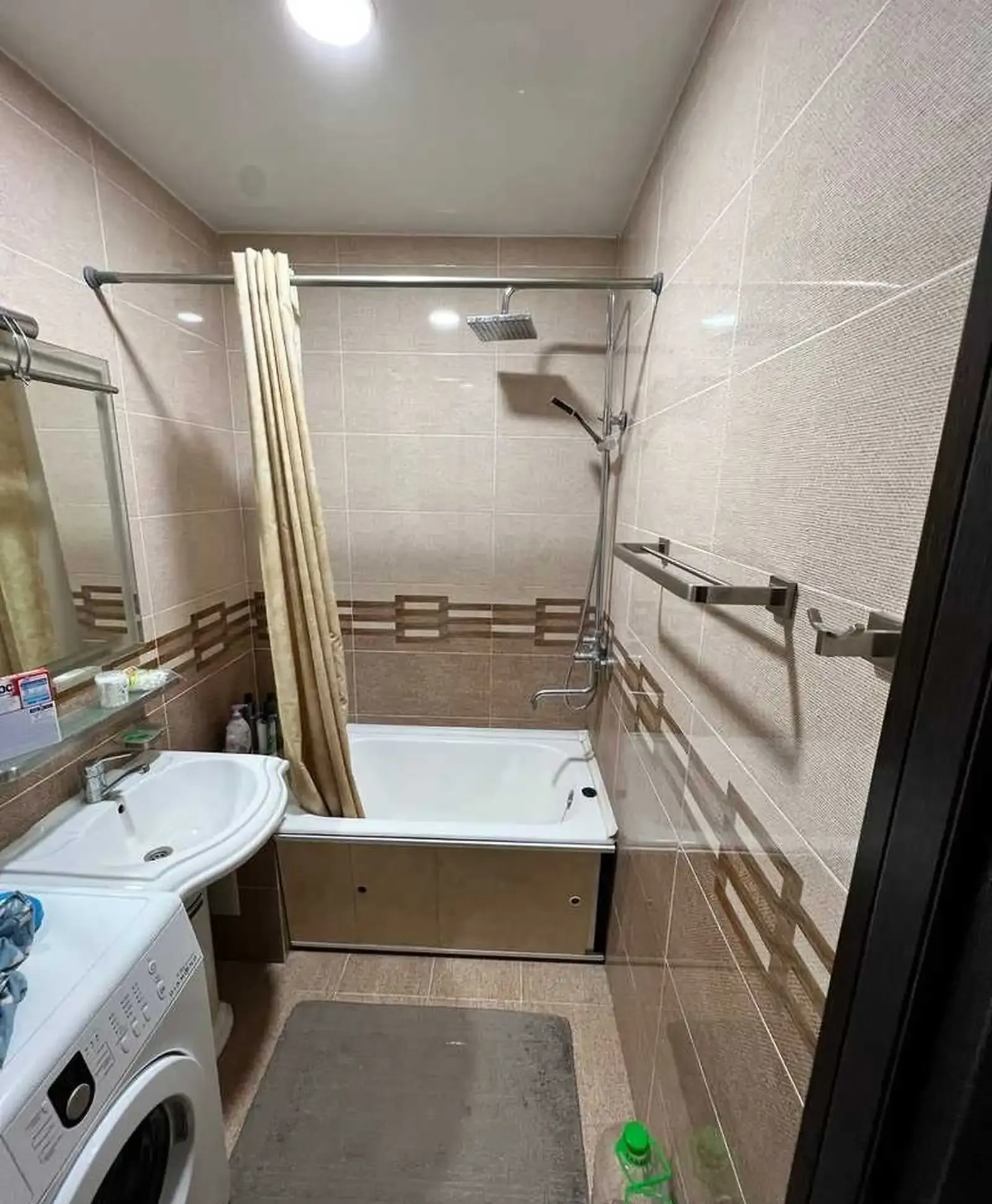 3-комн. квартира, 9 этаж, 82м², Цум