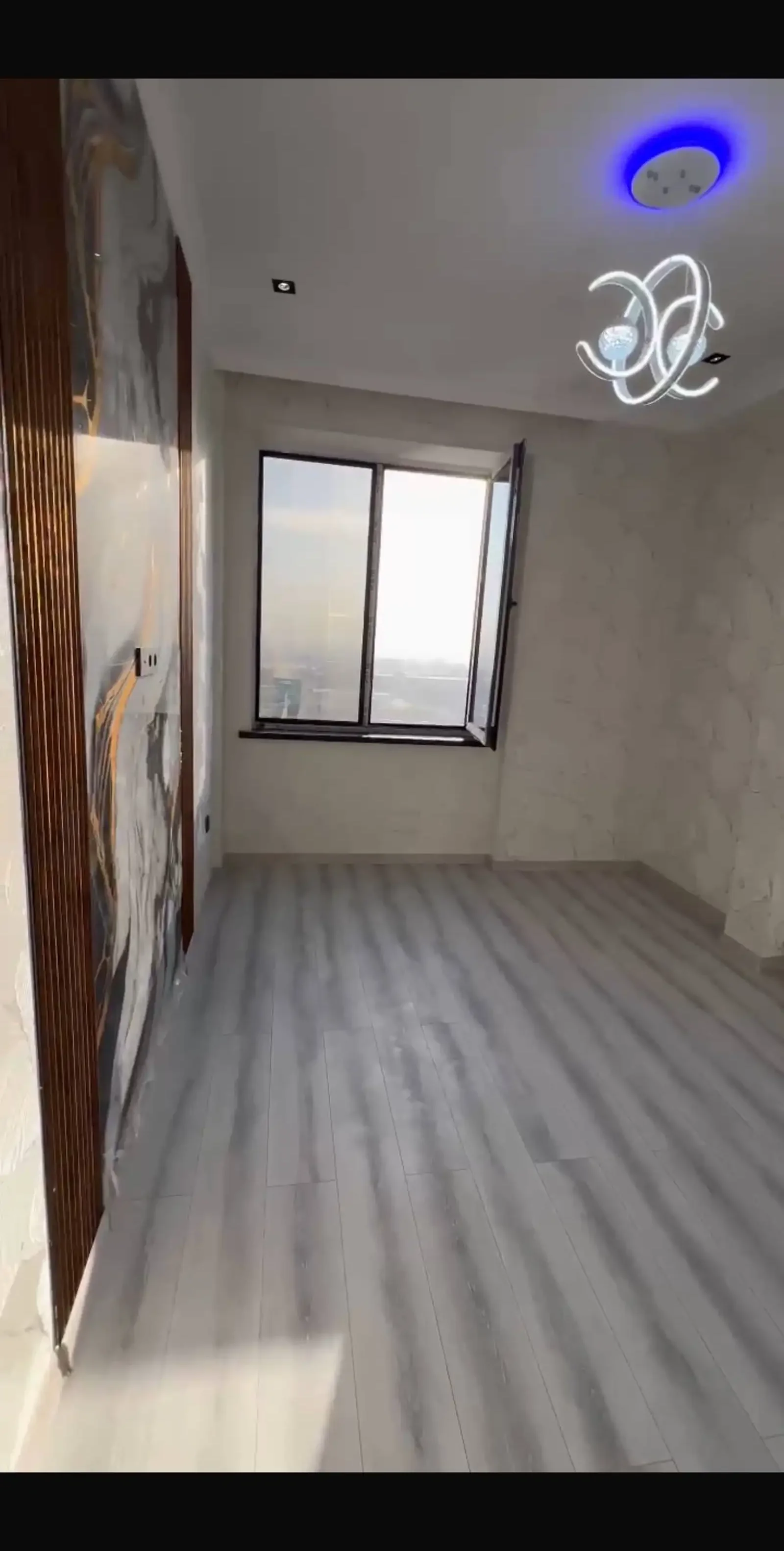 3-комн. квартира, 13 этаж, 143 м², Фирдавси, Соҳили