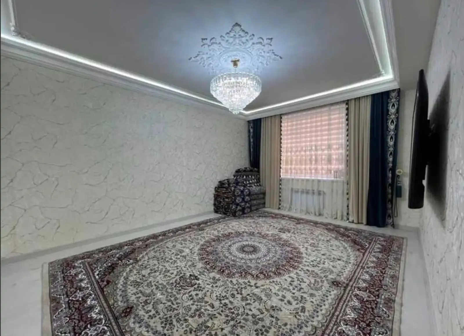 3-комн. квартира, 10 этаж, 92 м², Шохмансур