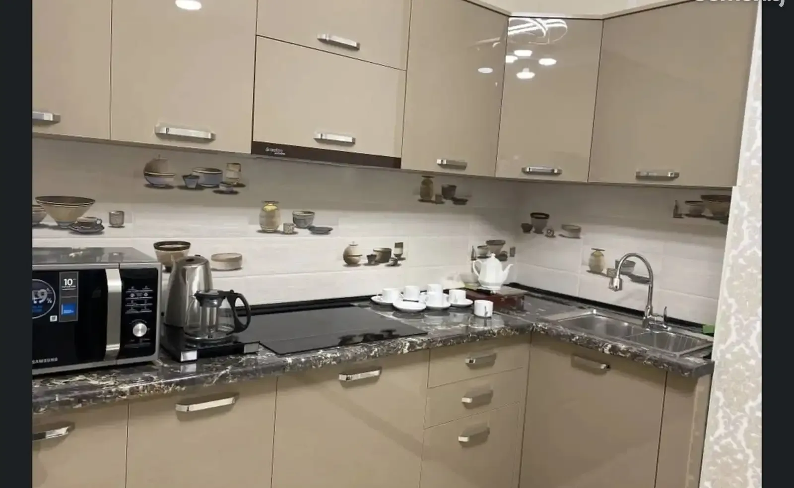 2-комн. квартира, 10 этаж, 76м², Шохмансур