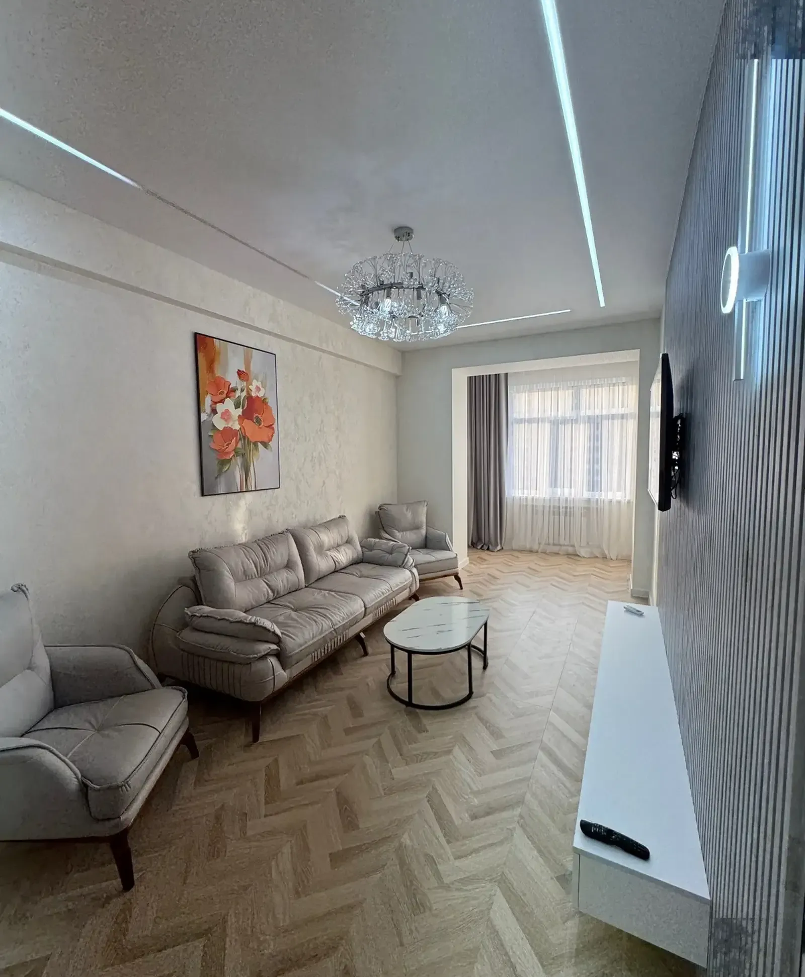 2-комн. квартира, 11 этаж, 70м², Опера Балет/