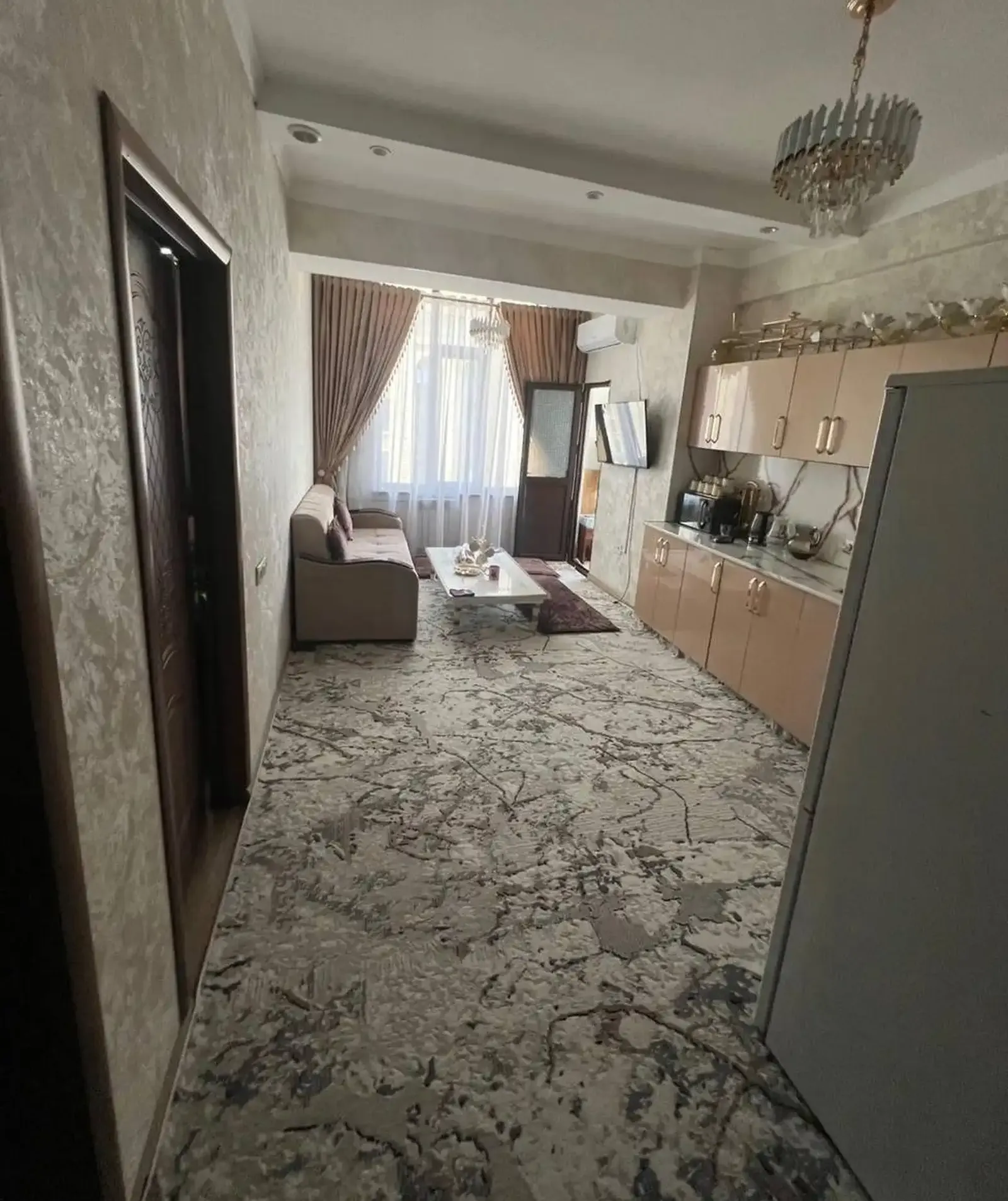 2-комн. квартира, 15 этаж, 53 м², Шохмансур
