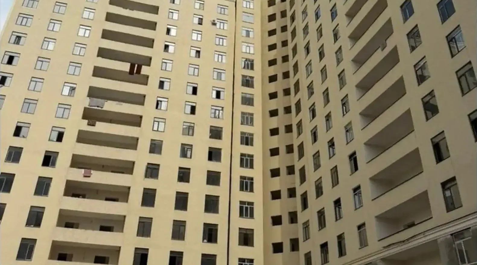 2-комн. квартира, 10 этаж, 68 м², Сино 102мкр