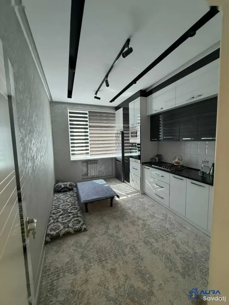 2-комн. квартира, 9 этаж, 80 м², сино