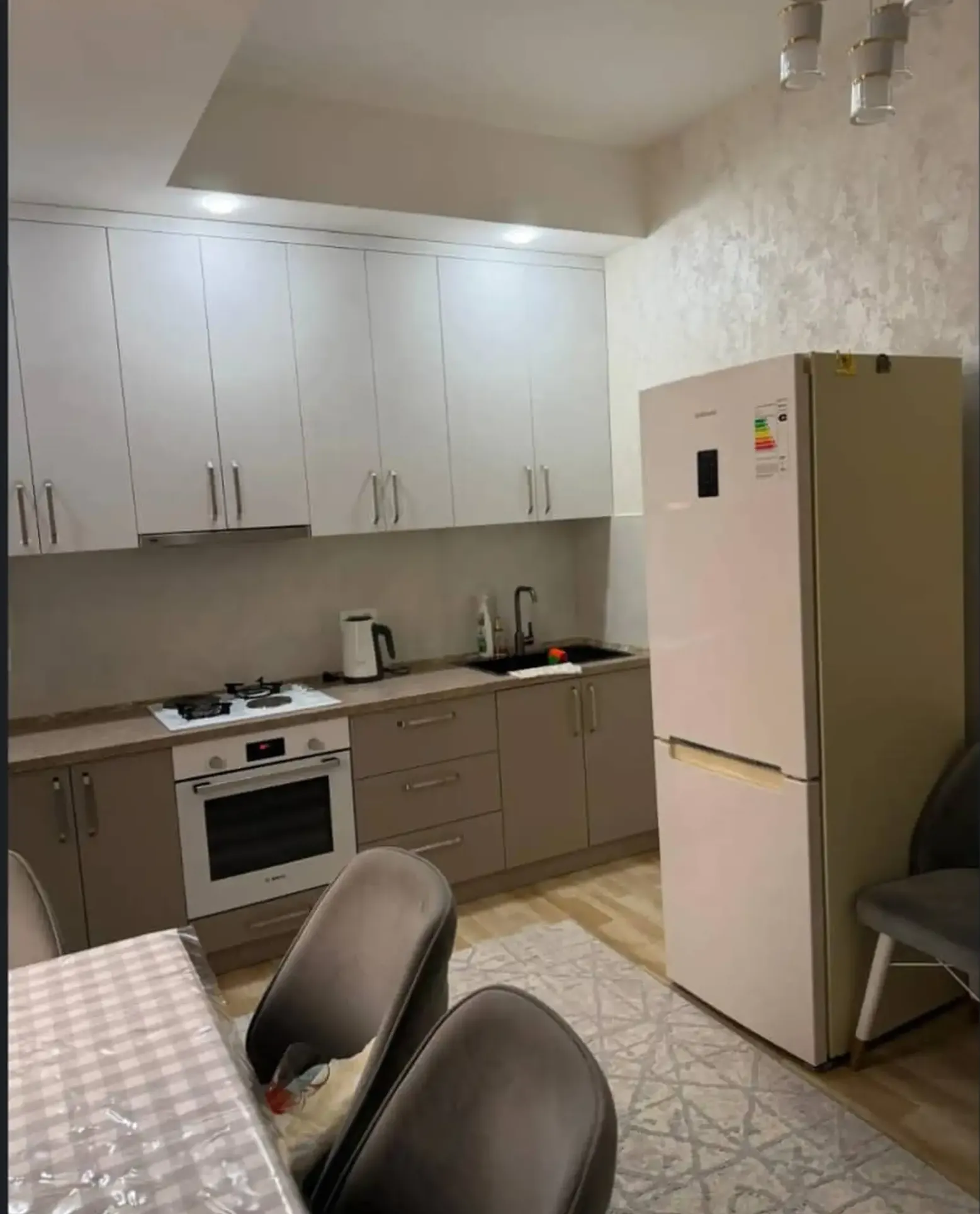 3-комн. квартира, 8 этаж, 93м², Сино зарнисор
