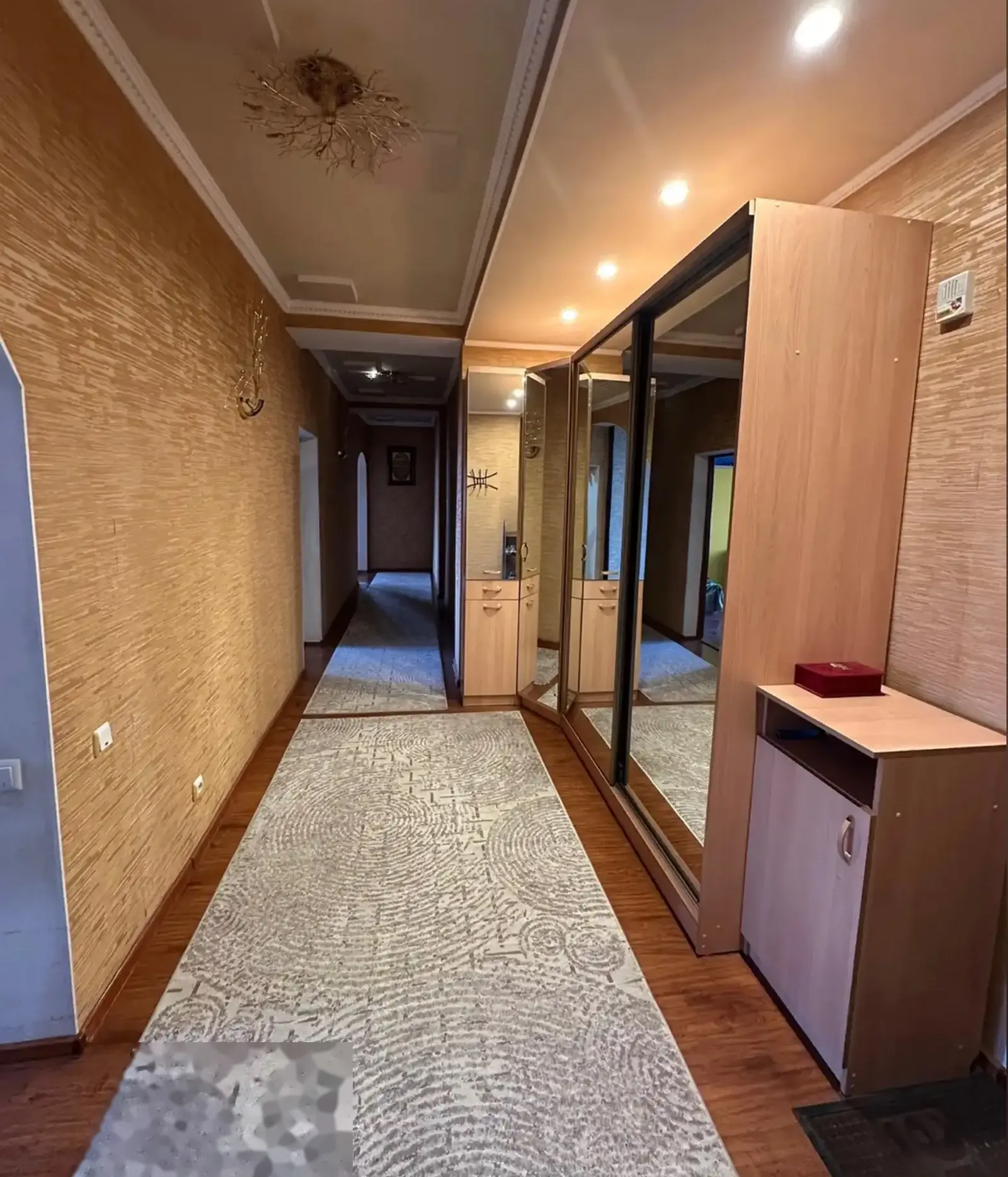 3-комн. квартира, 5 этаж, 140м², шохмансур