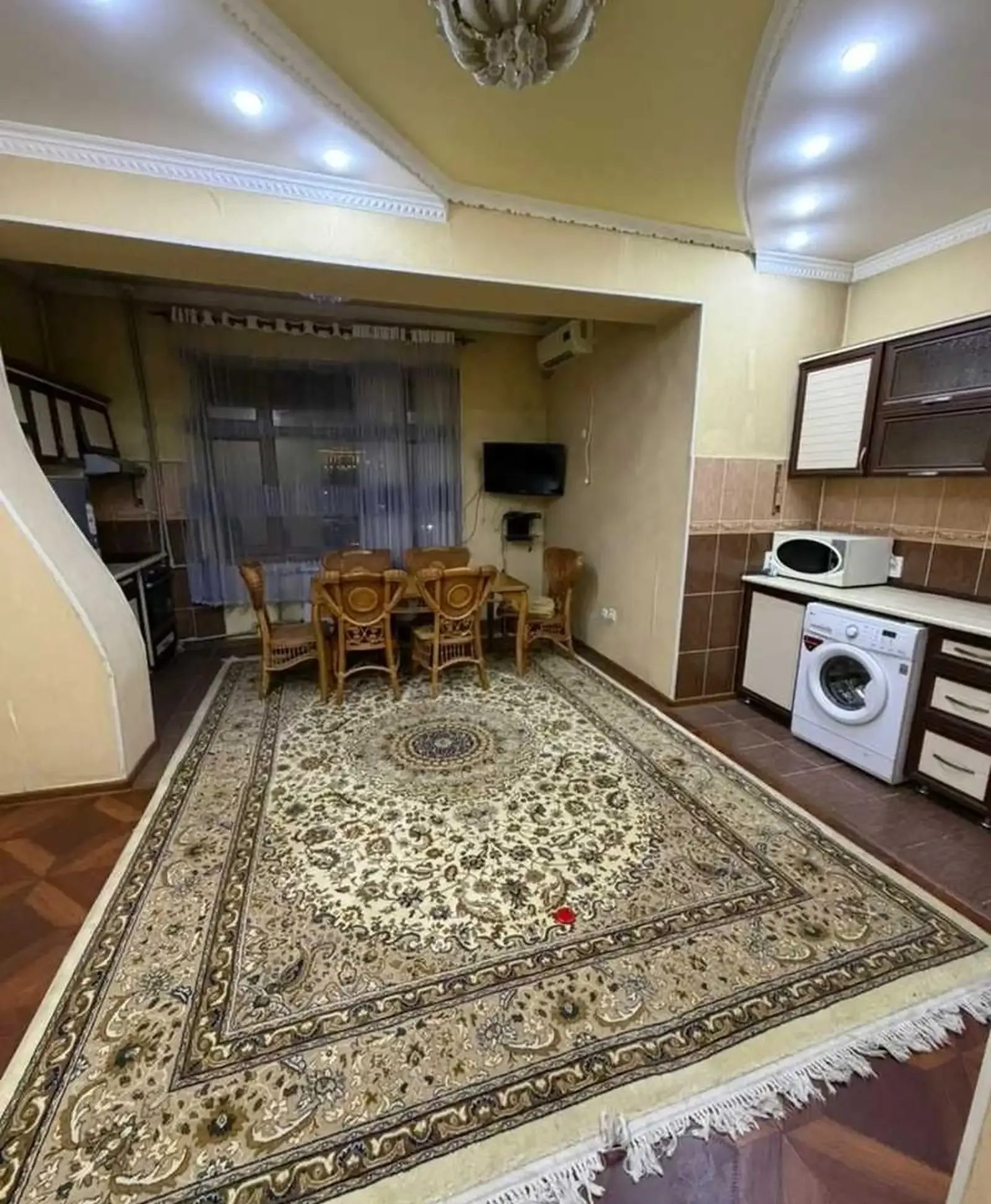 2-комн. квартира, 4 этаж, 77м², Алфемо, домхои Ипподром