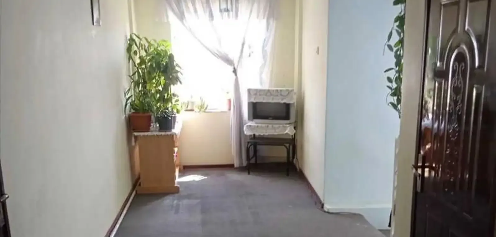 3-этажный, 9 комнатный дом, 330 м², Шохмансур