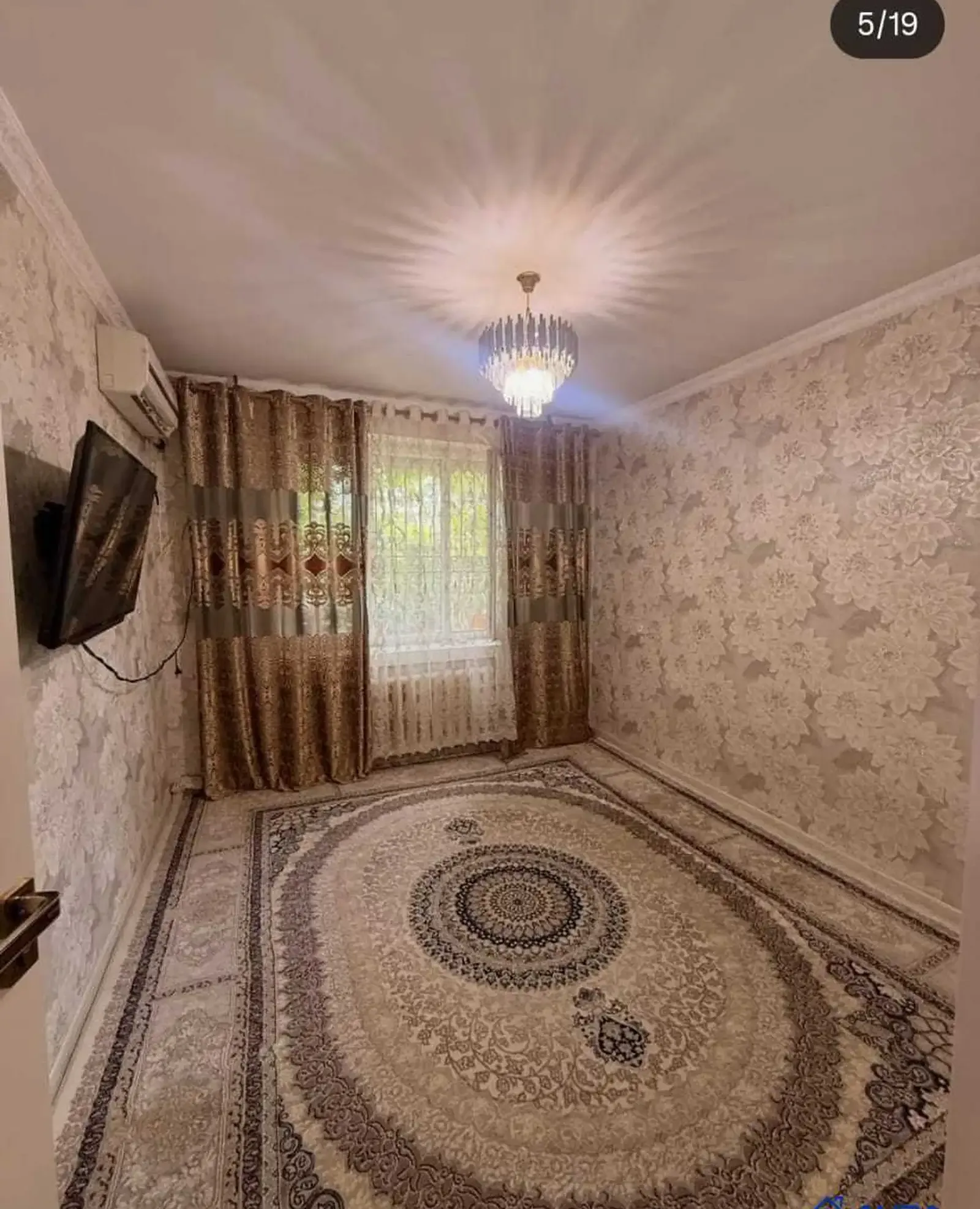 5-комн. квартира, 1 этаж, 96 м², Сино, 103мкр
