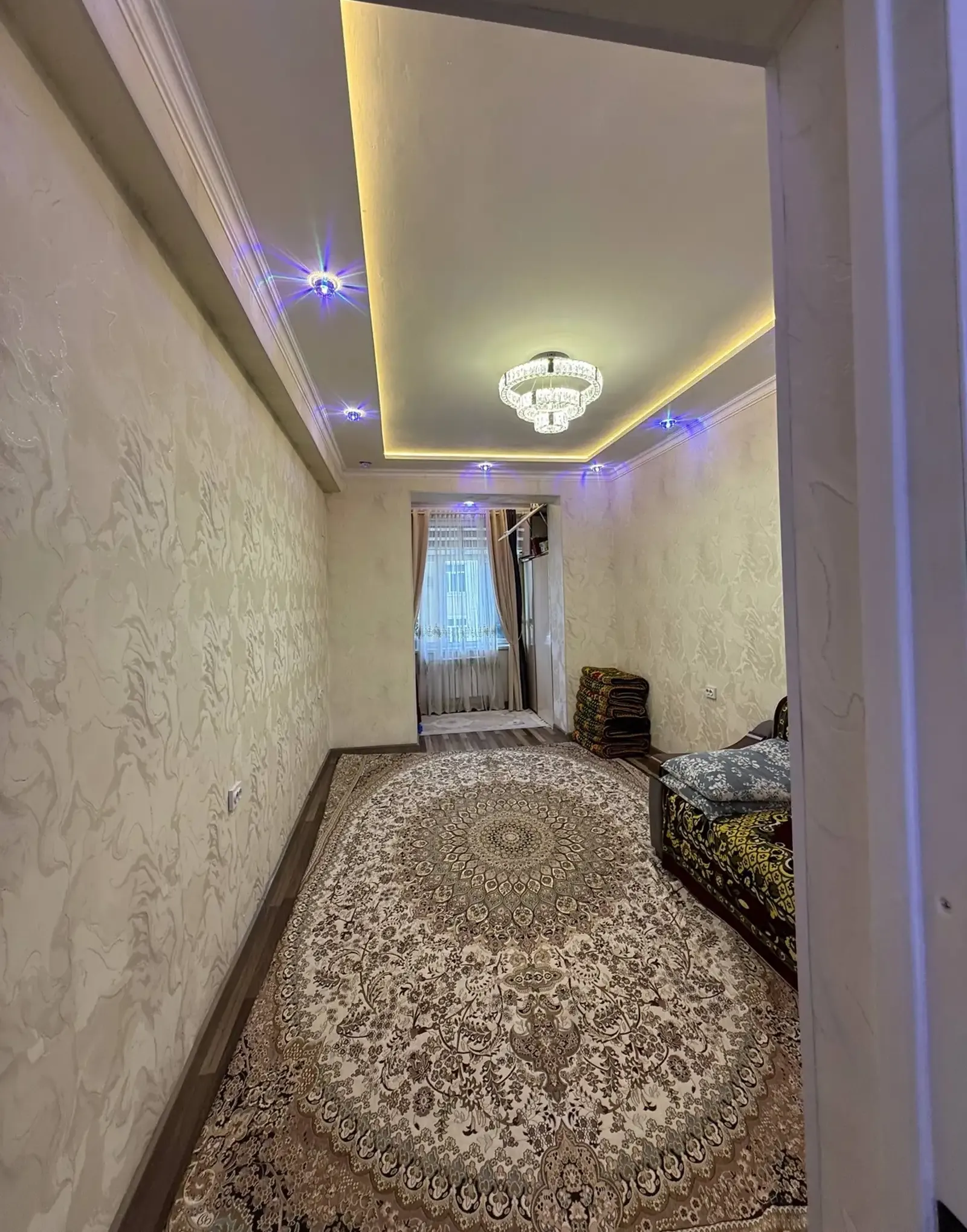 2-комн. квартира, 17 этаж, 62 м², Фирдавси