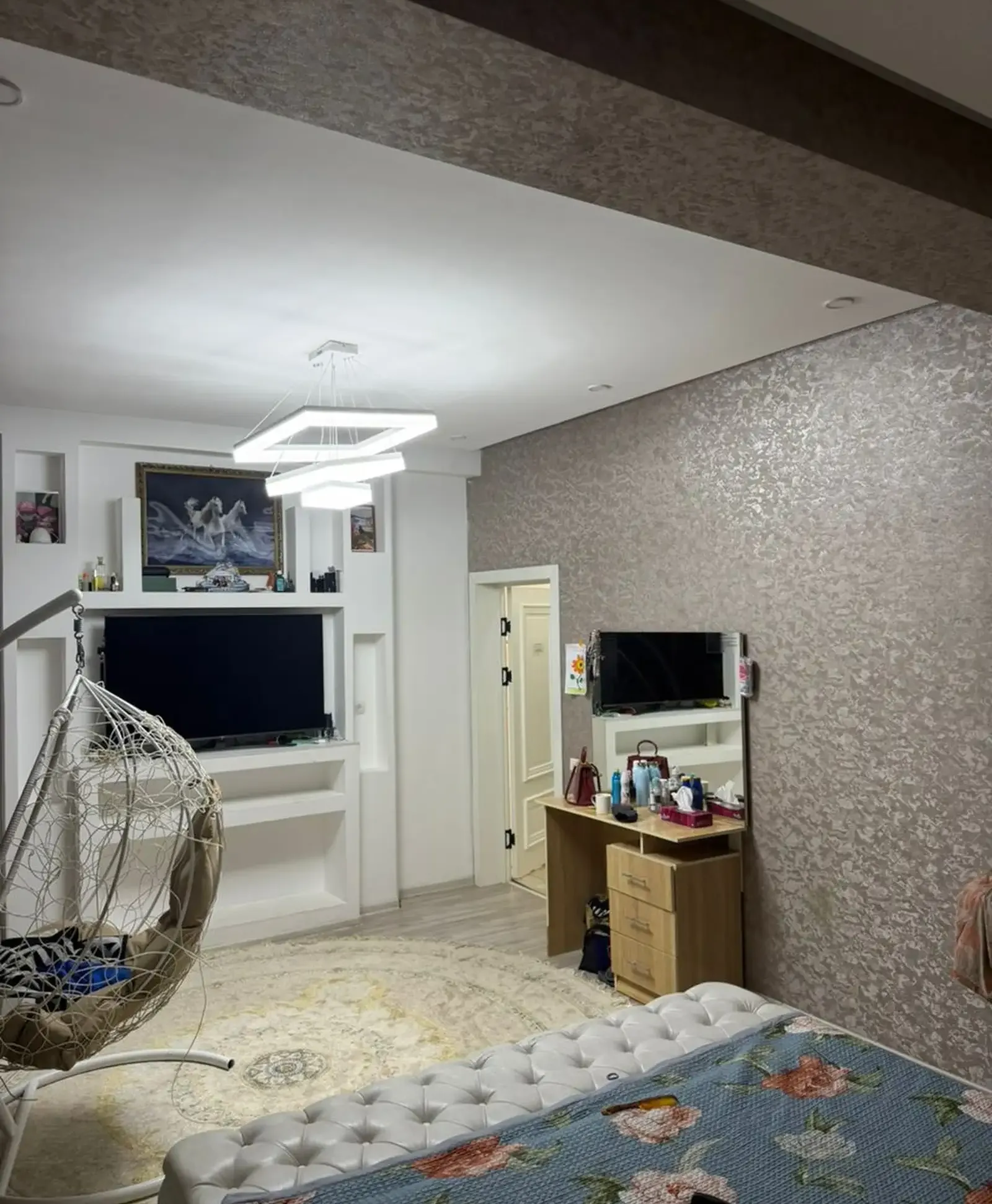 3-комн. квартира, 9 этаж, 98 м², И Сомони