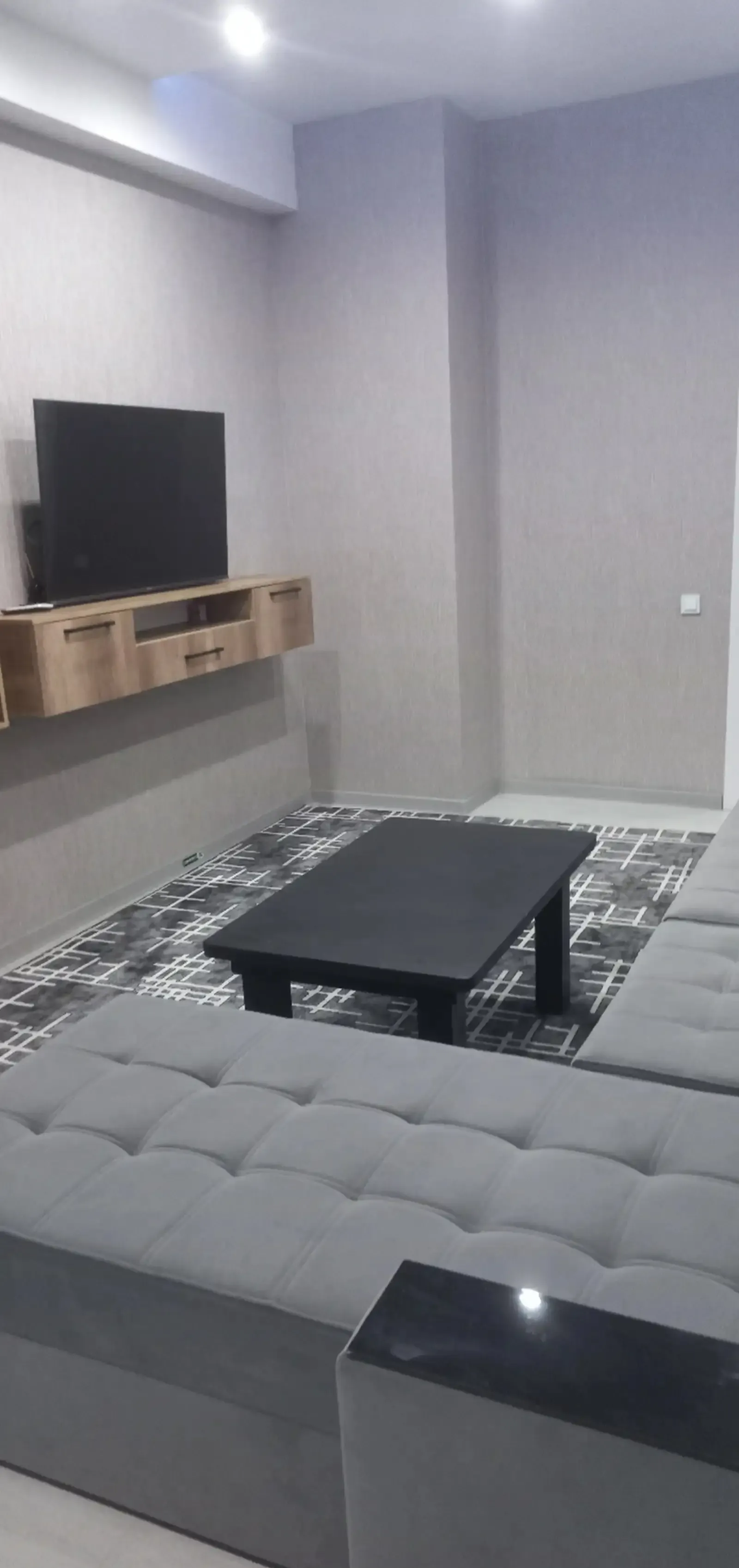 2-комн. квартира, 6 этаж, 70м², чорроҳаи скори