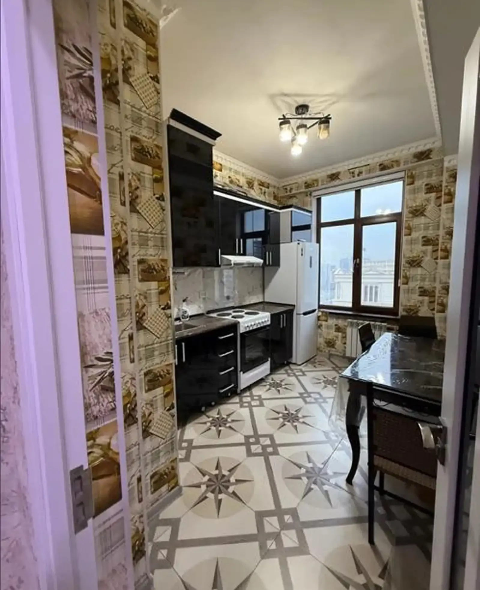 2-комн. квартира, 11 этаж, 60м², Сино