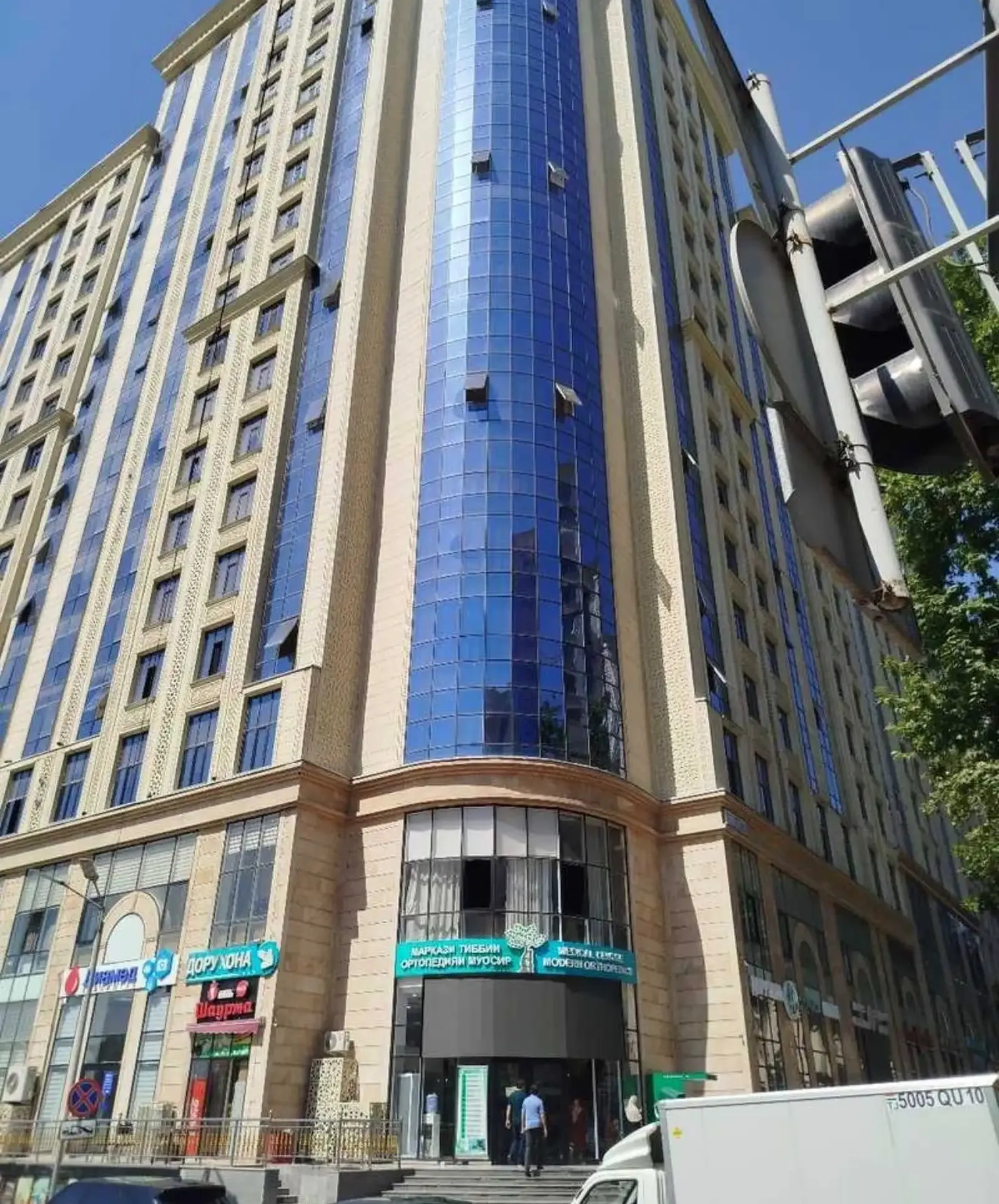 2-комн. квартира, 12 этаж, 60 м², Шохмансур