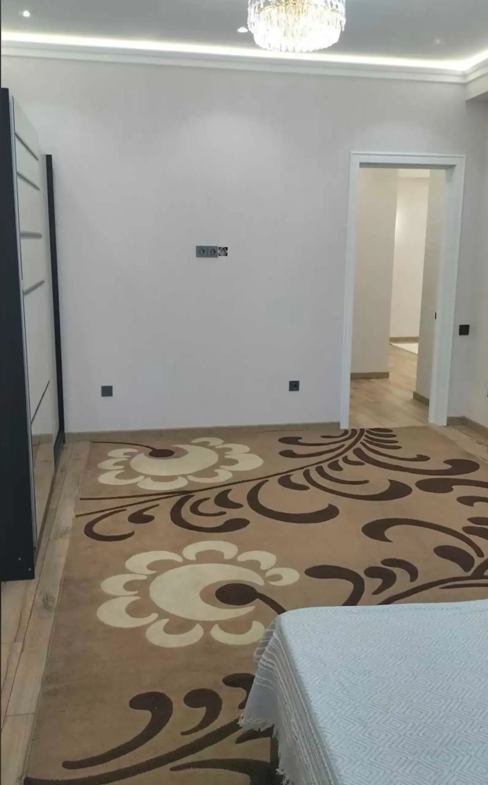 2-комн. квартира, 5 этаж, 90м², Исмоили Сомони