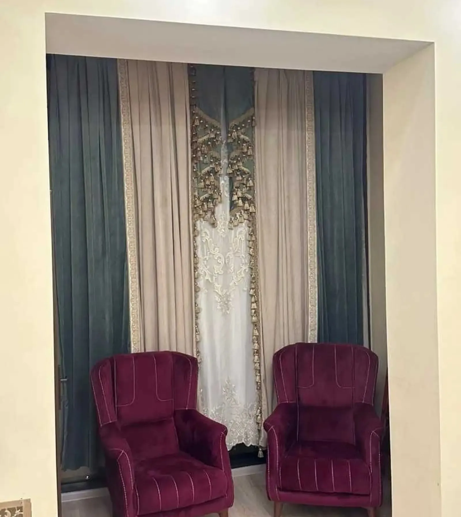2-комн. квартира, 13 этаж, 60м², Шохмансур