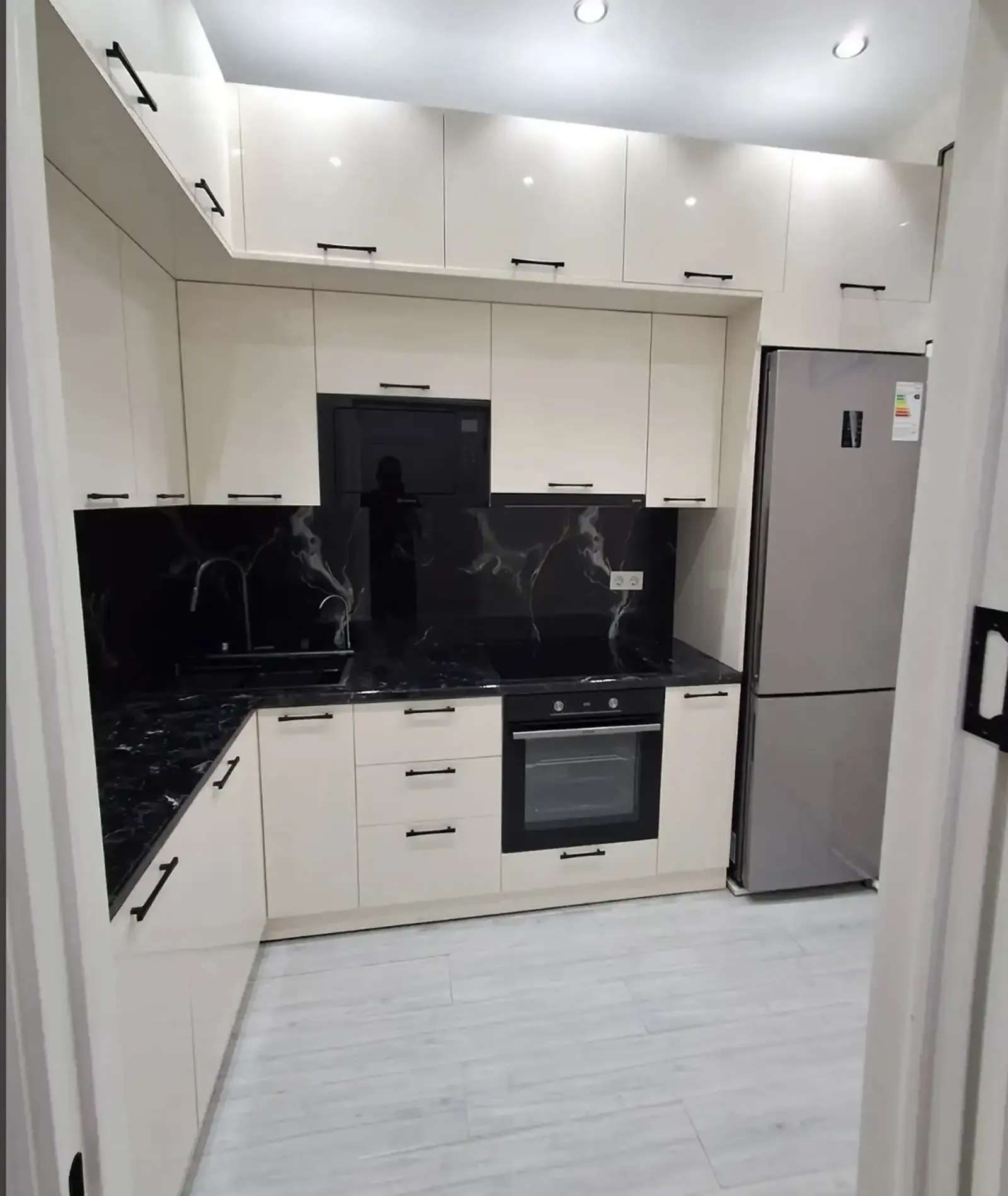 3-комн. квартира, 15 этаж, 74м², сино