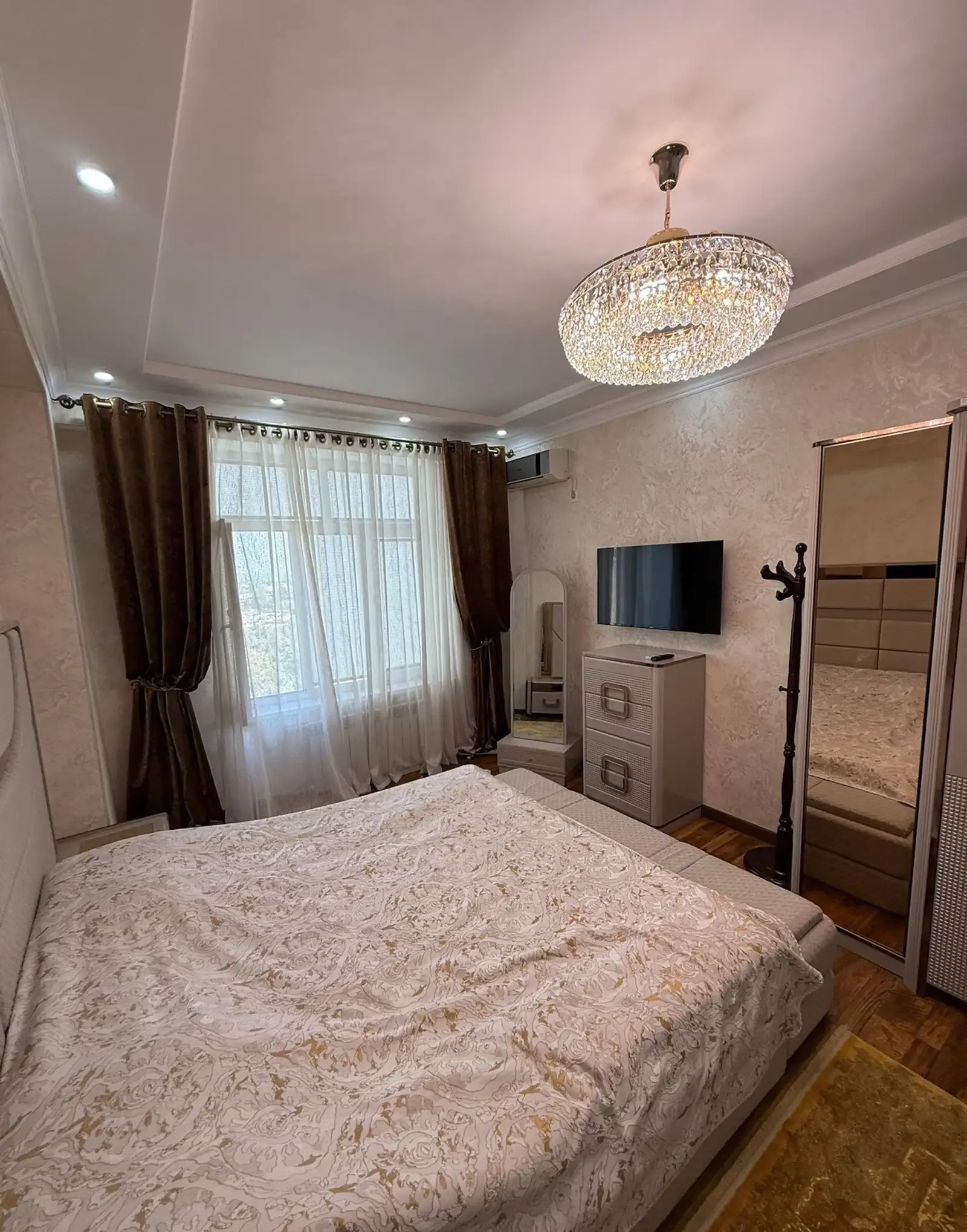 3-комн. квартира, 12 этаж, 127 м², Шохмансур