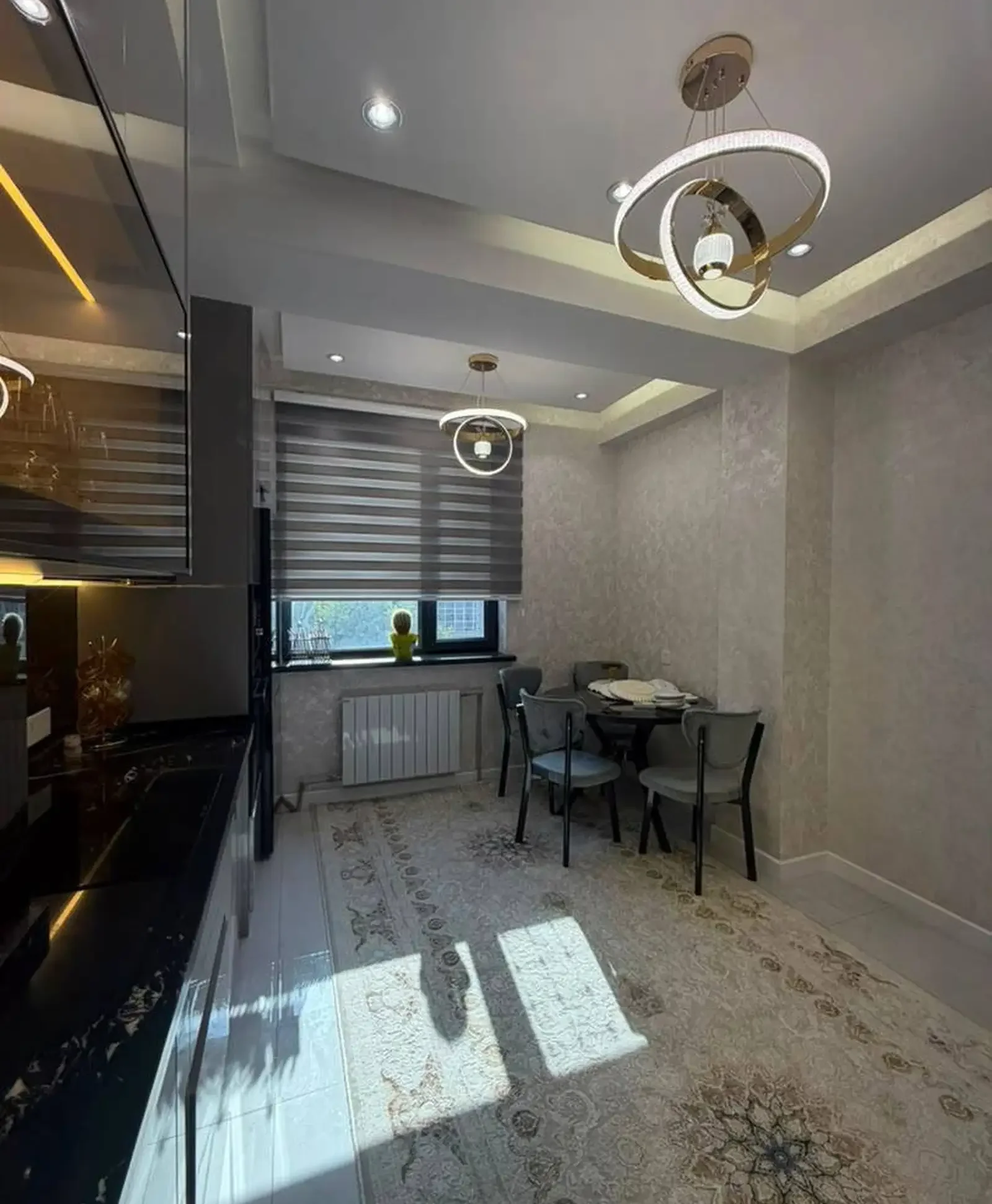 3-комн. квартира, 5 этаж, 115 м², Сино (Сити Мол )