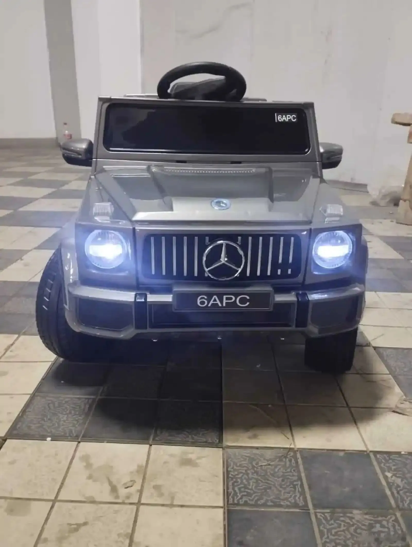 Детский электромобиль