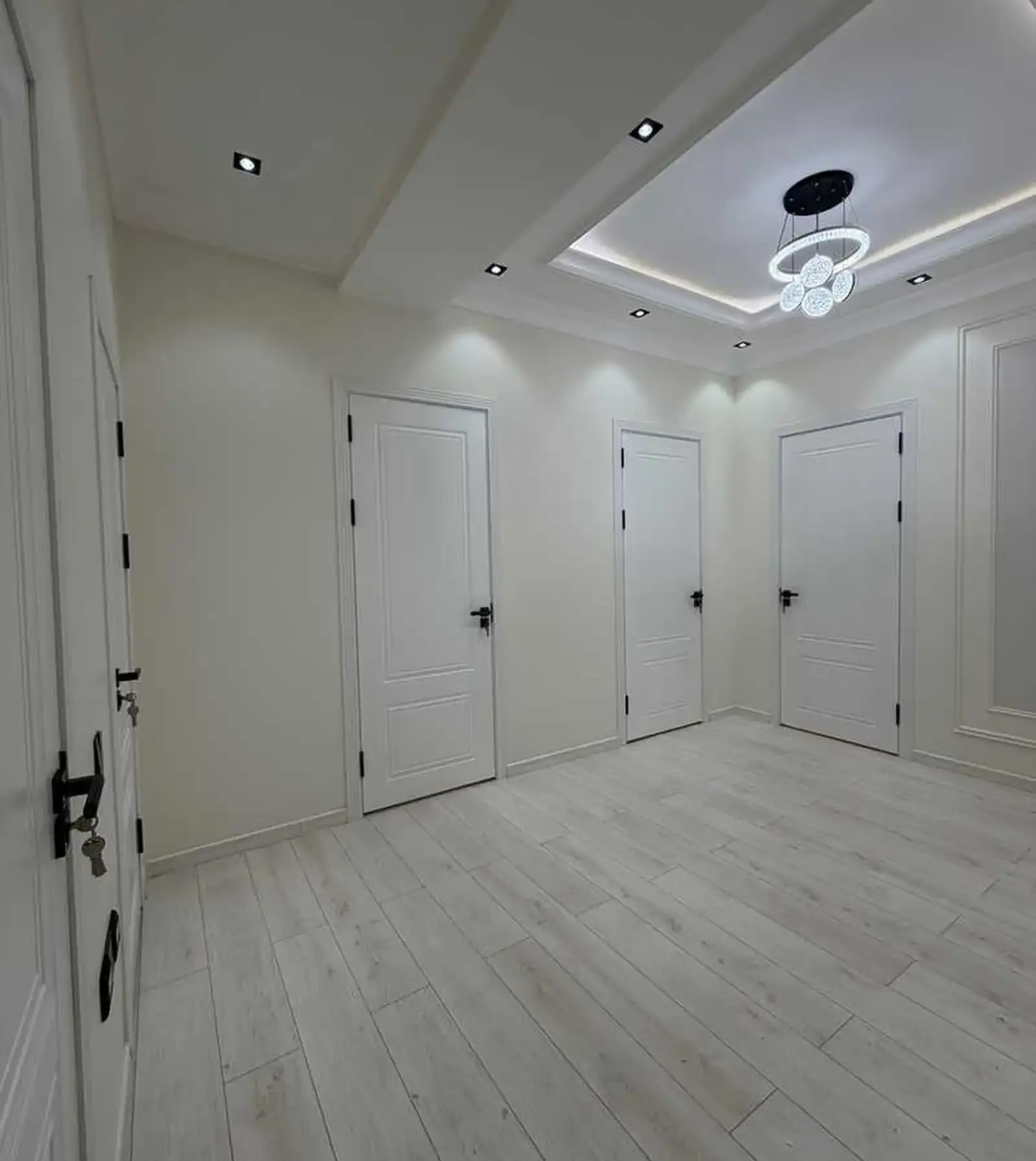 2-комн. квартира, 9 этаж, 130м², И.Сомони