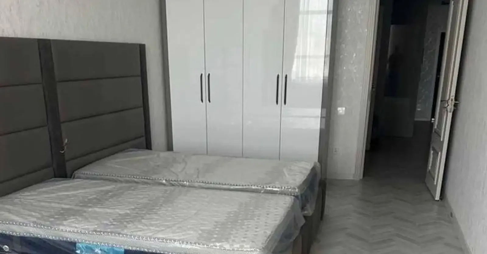 3-комн. квартира, 13 этаж, 150м², И. Сомони