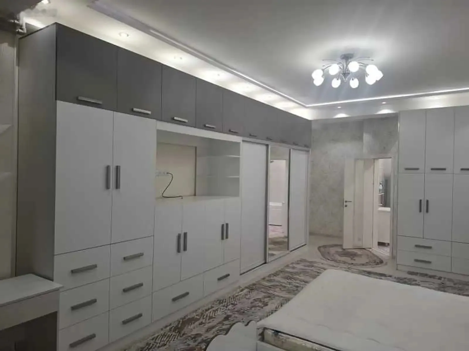 4-к квартира, 5 этаж, 200 м², мехргон